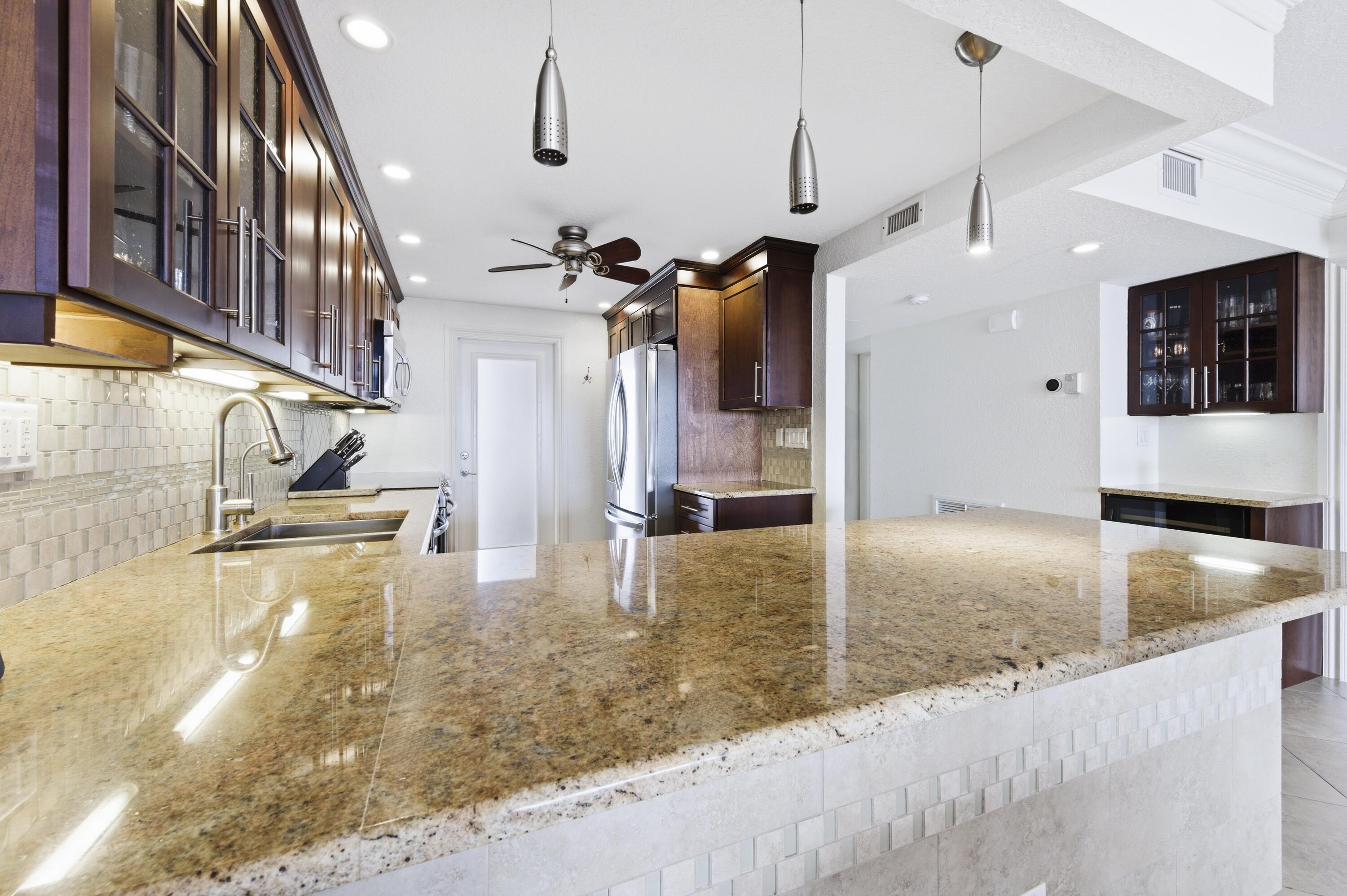 3000 NE 48th #406, Lighthouse Point FL 33064