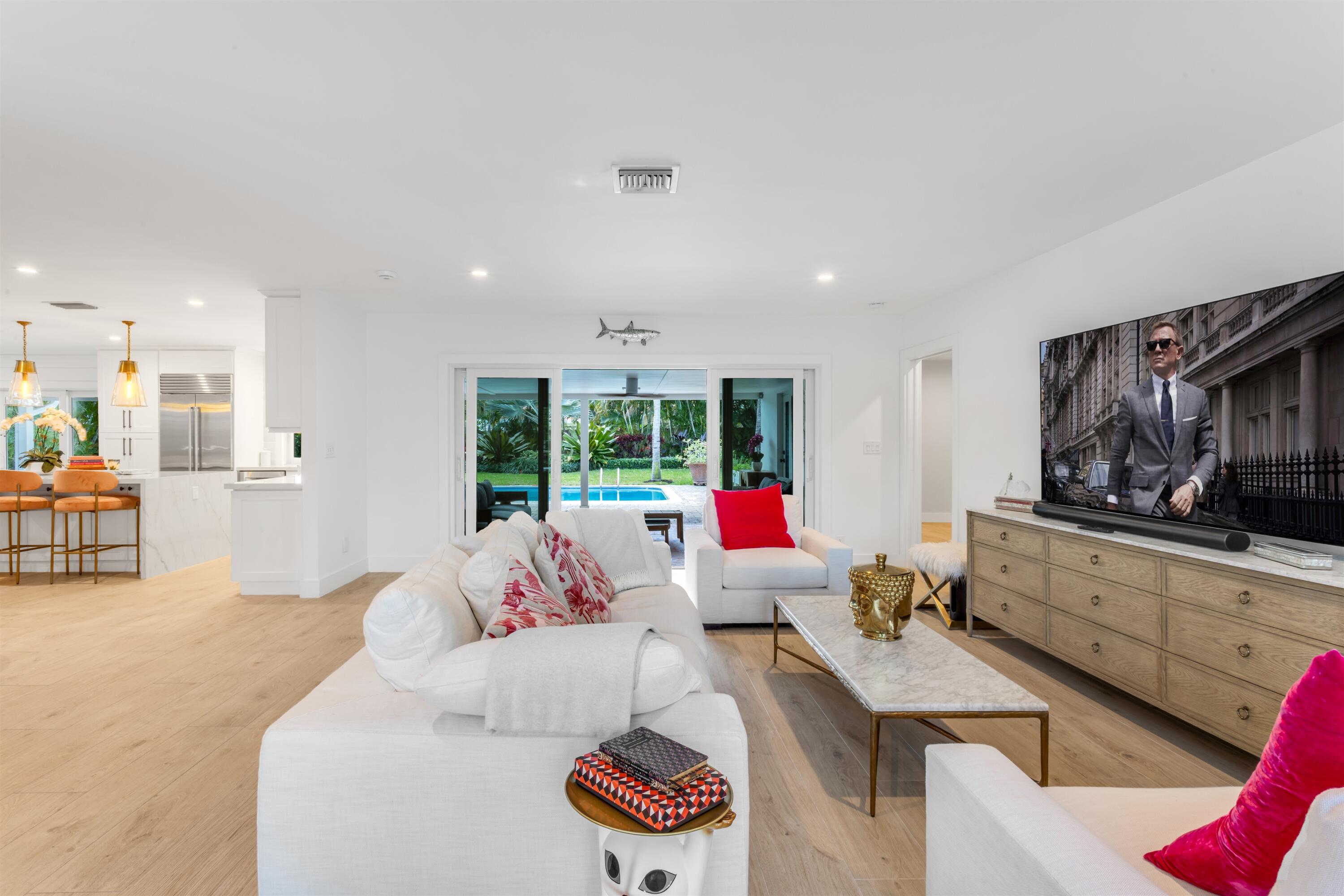 2720 Cardinal, Gulf Stream FL 33483