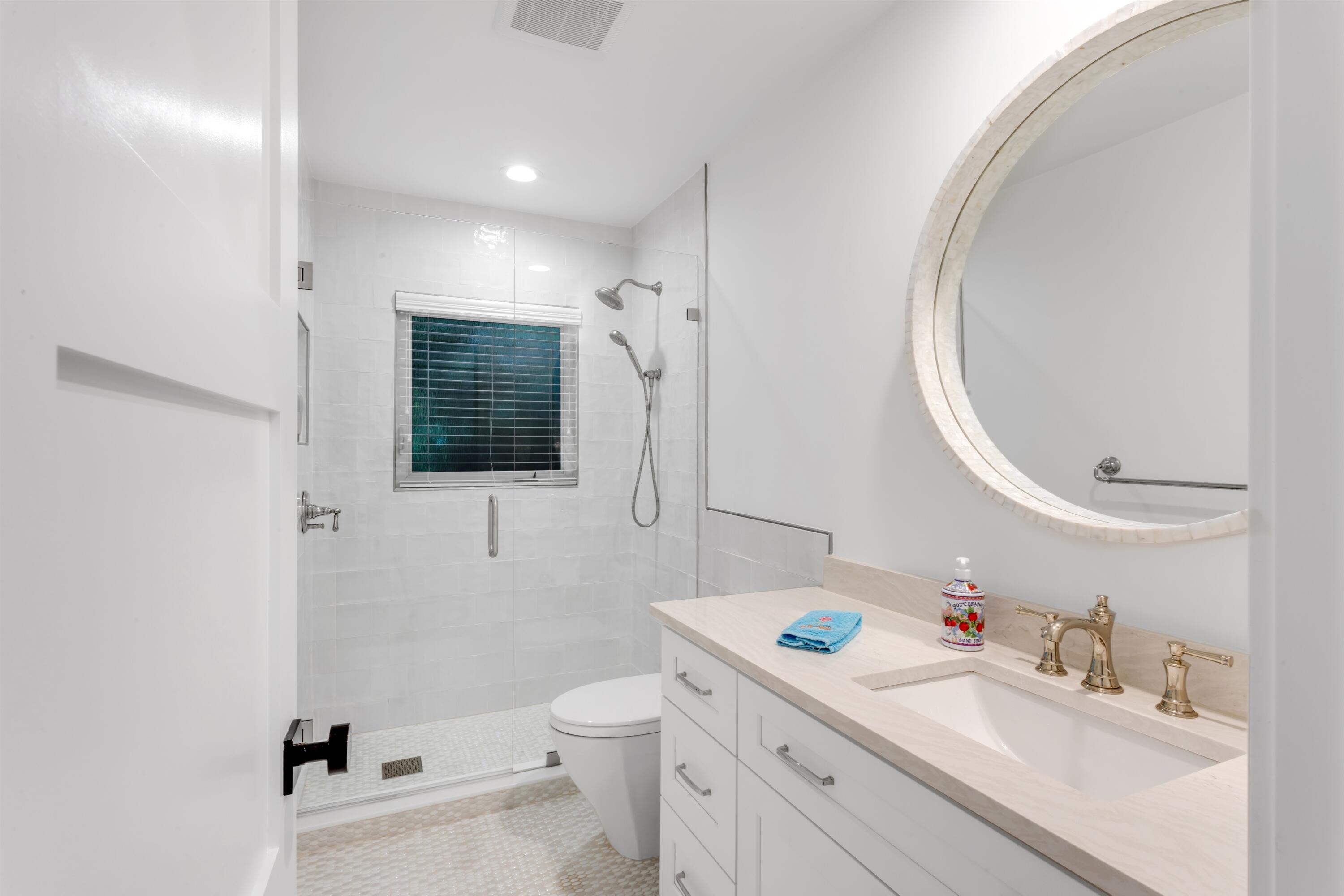 2720 Cardinal, Gulf Stream FL 33483