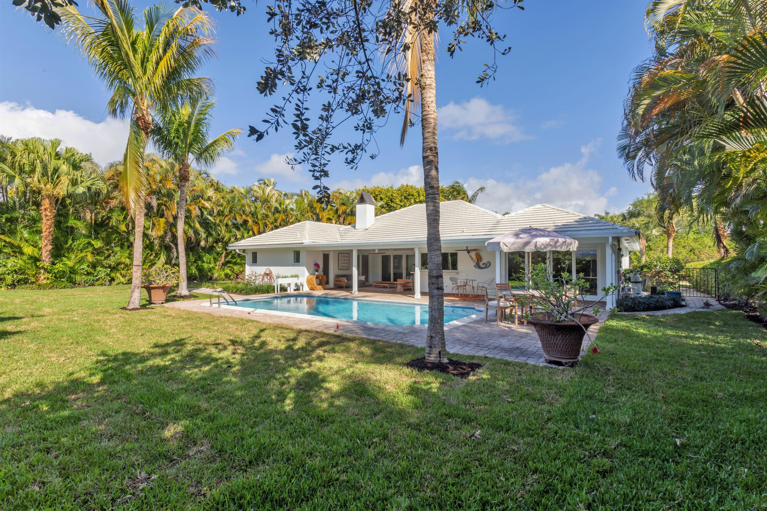 2720 Cardinal, Gulf Stream FL 33483