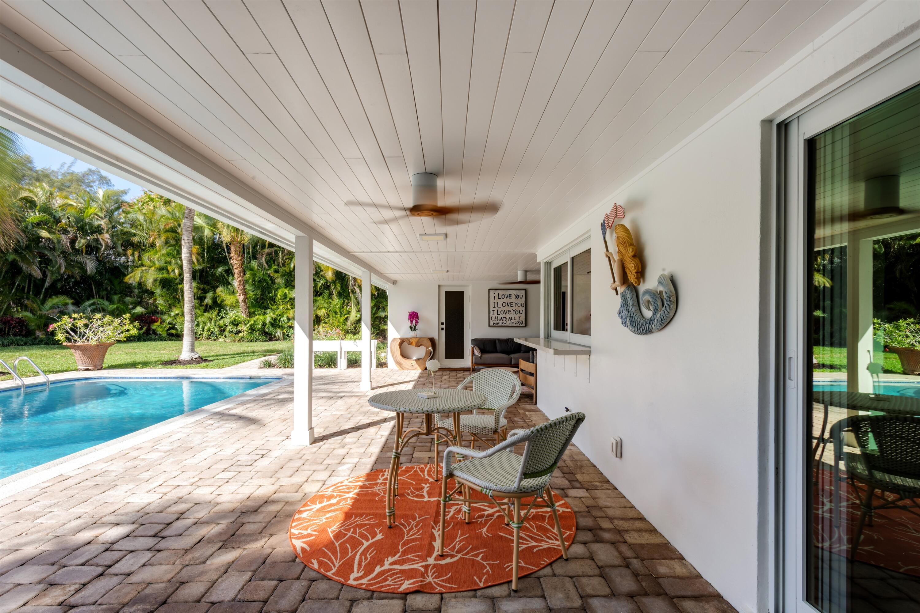 2720 Cardinal, Gulf Stream FL 33483