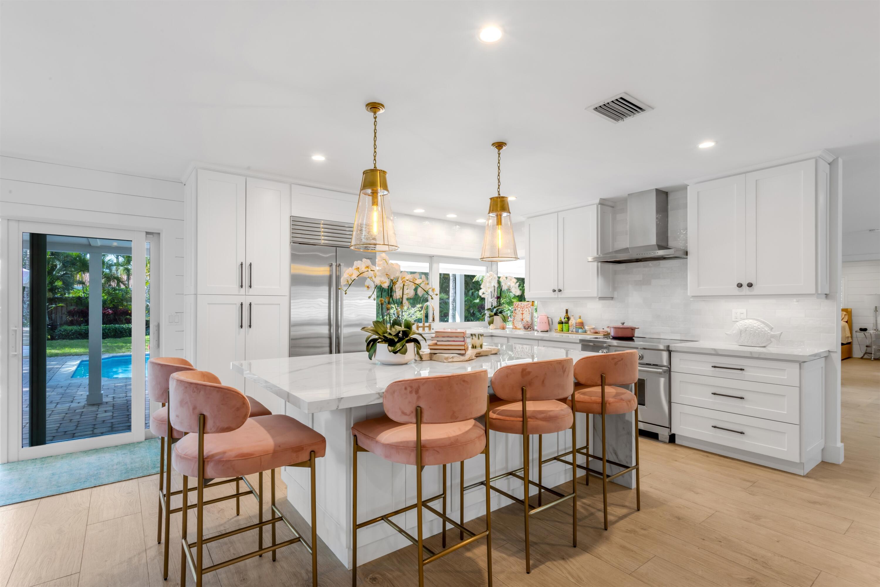 2720 Cardinal, Gulf Stream FL 33483