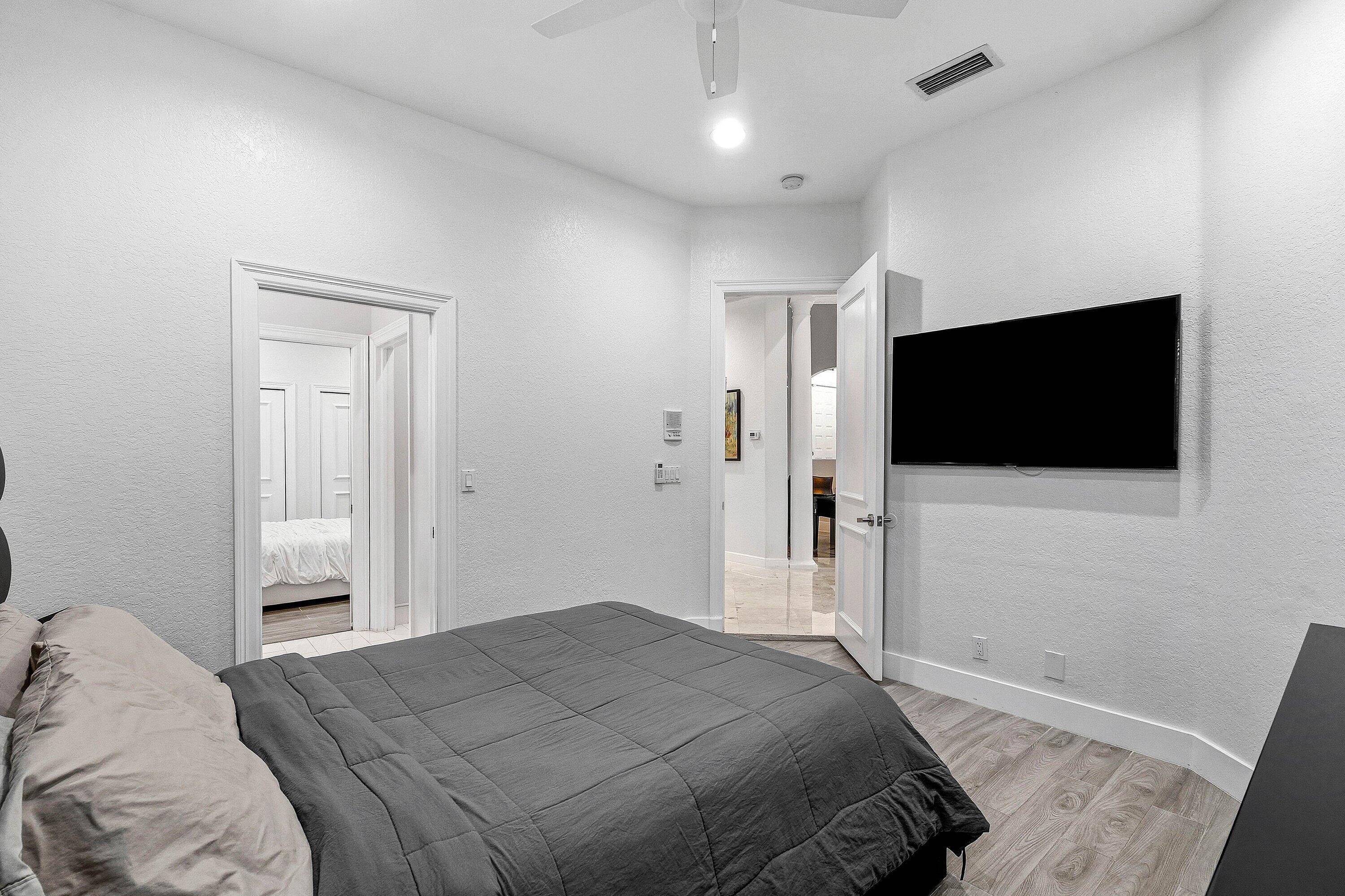 2358 NW 49th, Boca Raton FL 33431