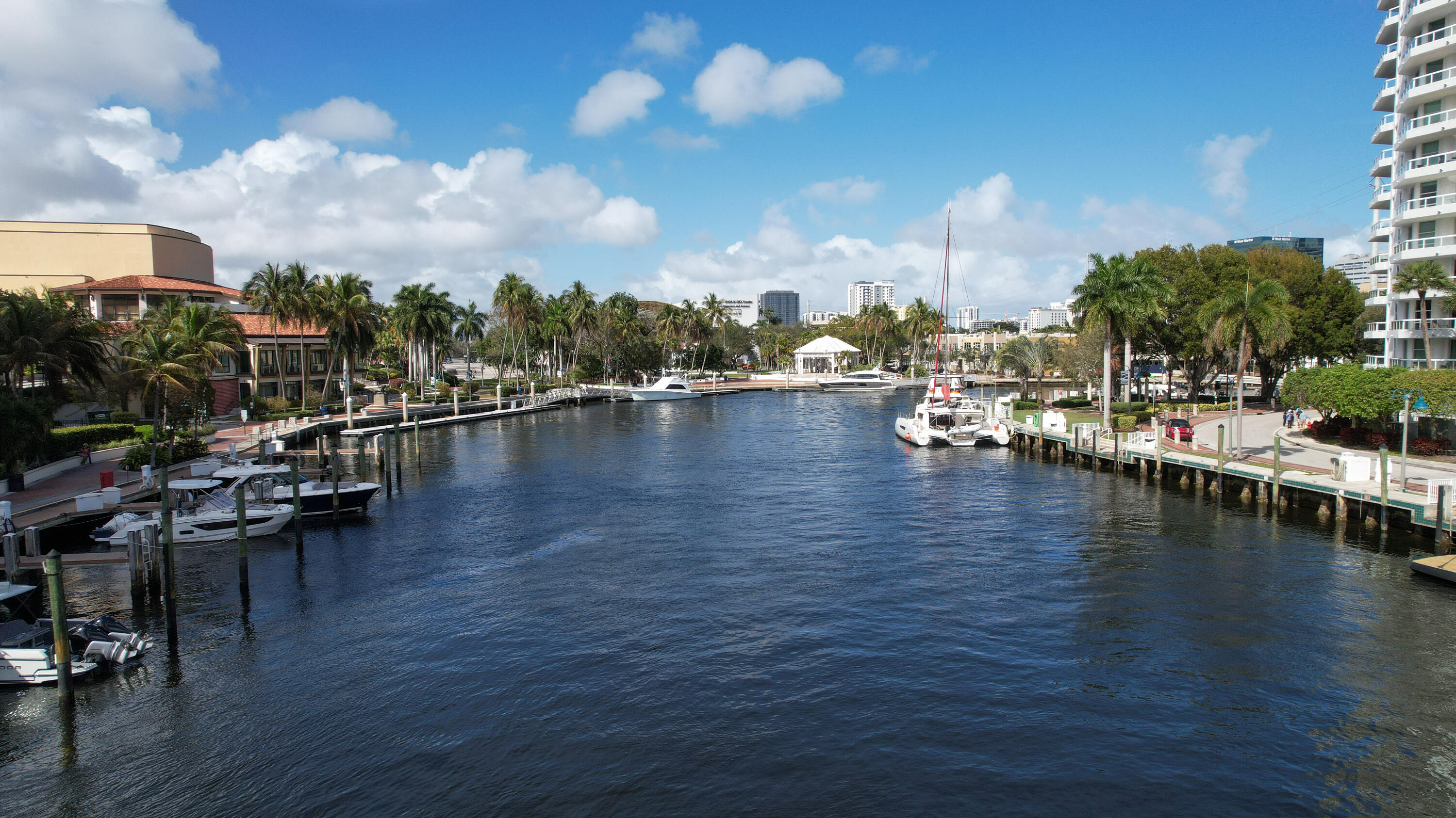 401 SW 4th #402, Fort Lauderdale FL 33315