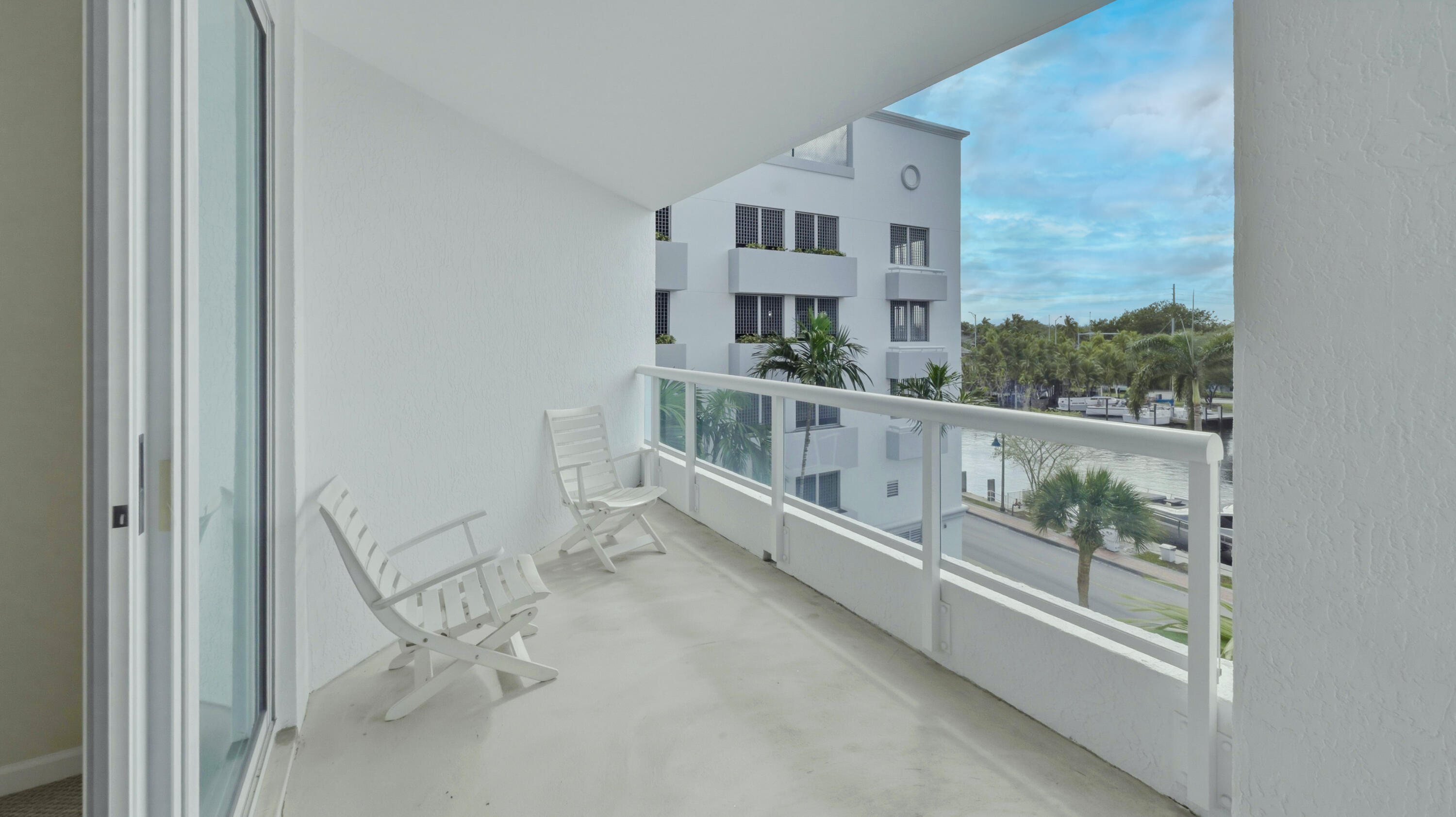 401 SW 4th #402, Fort Lauderdale FL 33315