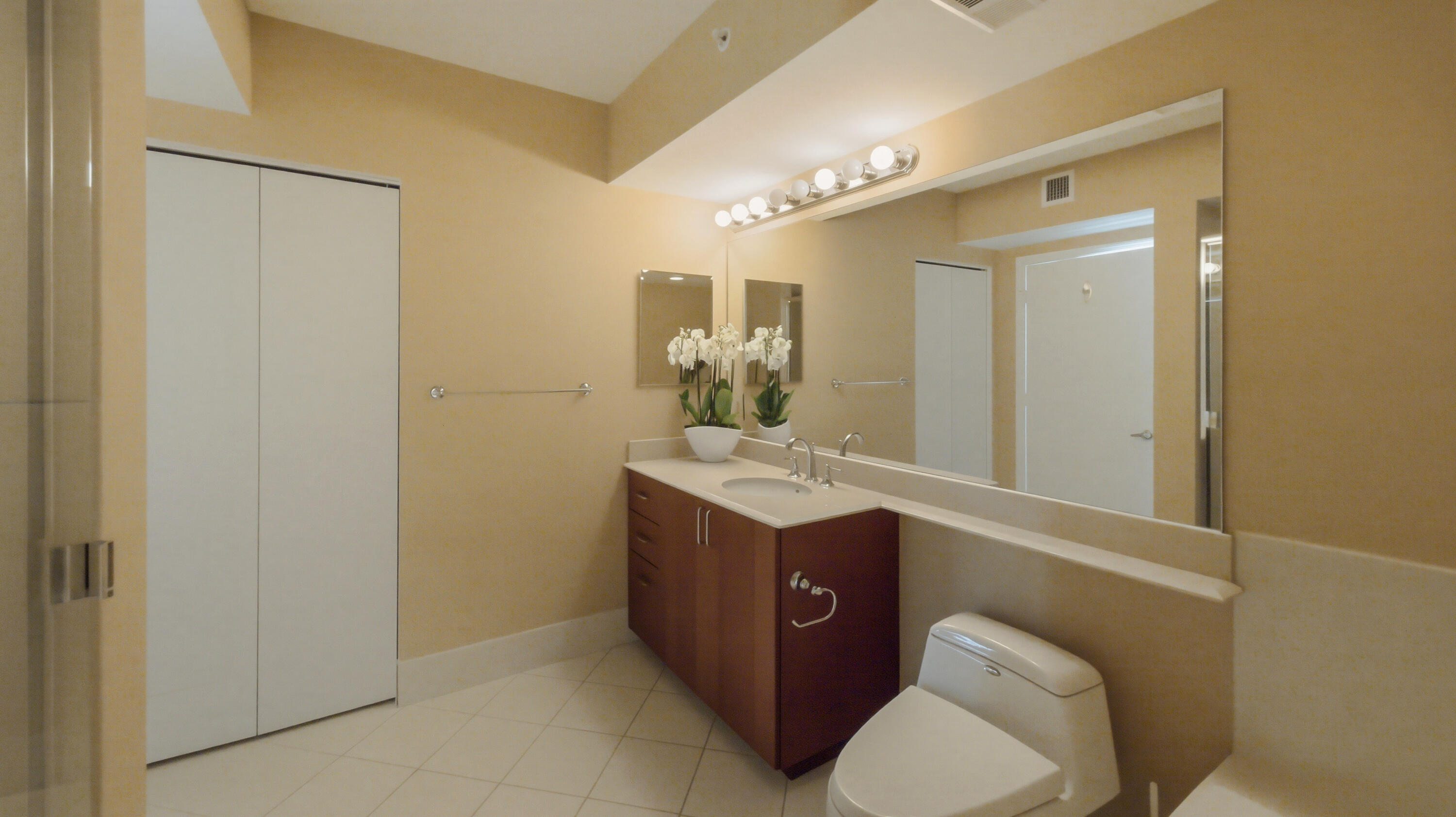 401 SW 4th #402, Fort Lauderdale FL 33315