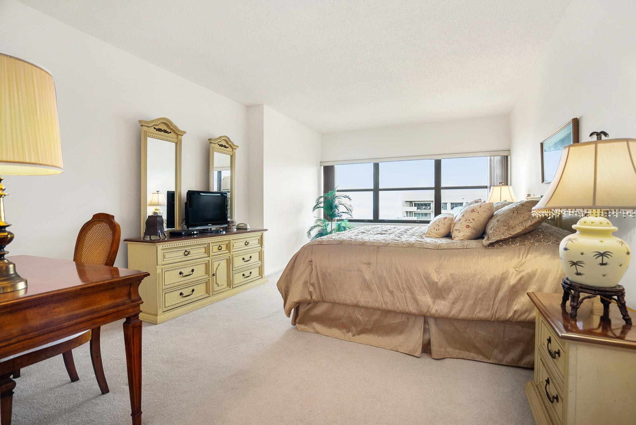 5000 N Ocean #1609, Lauderdale By The Sea FL 33308