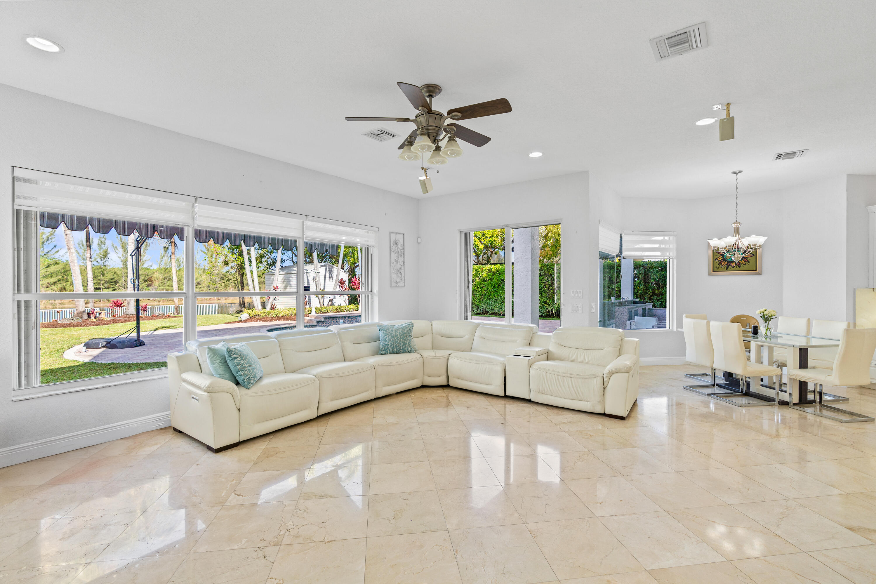 4918 SW 195th Ter, Miramar FL 33029
