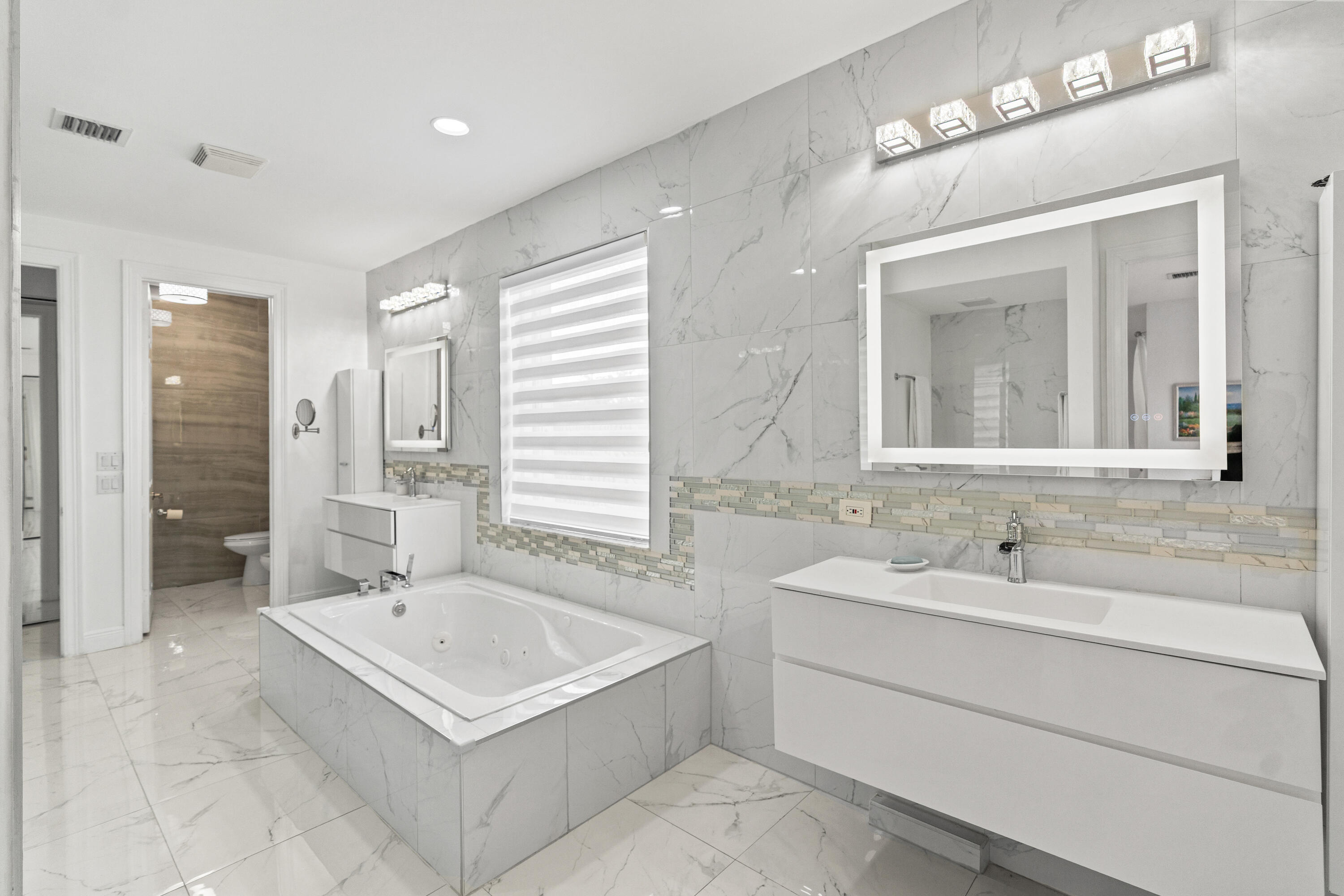 4918 SW 195th Ter, Miramar FL 33029