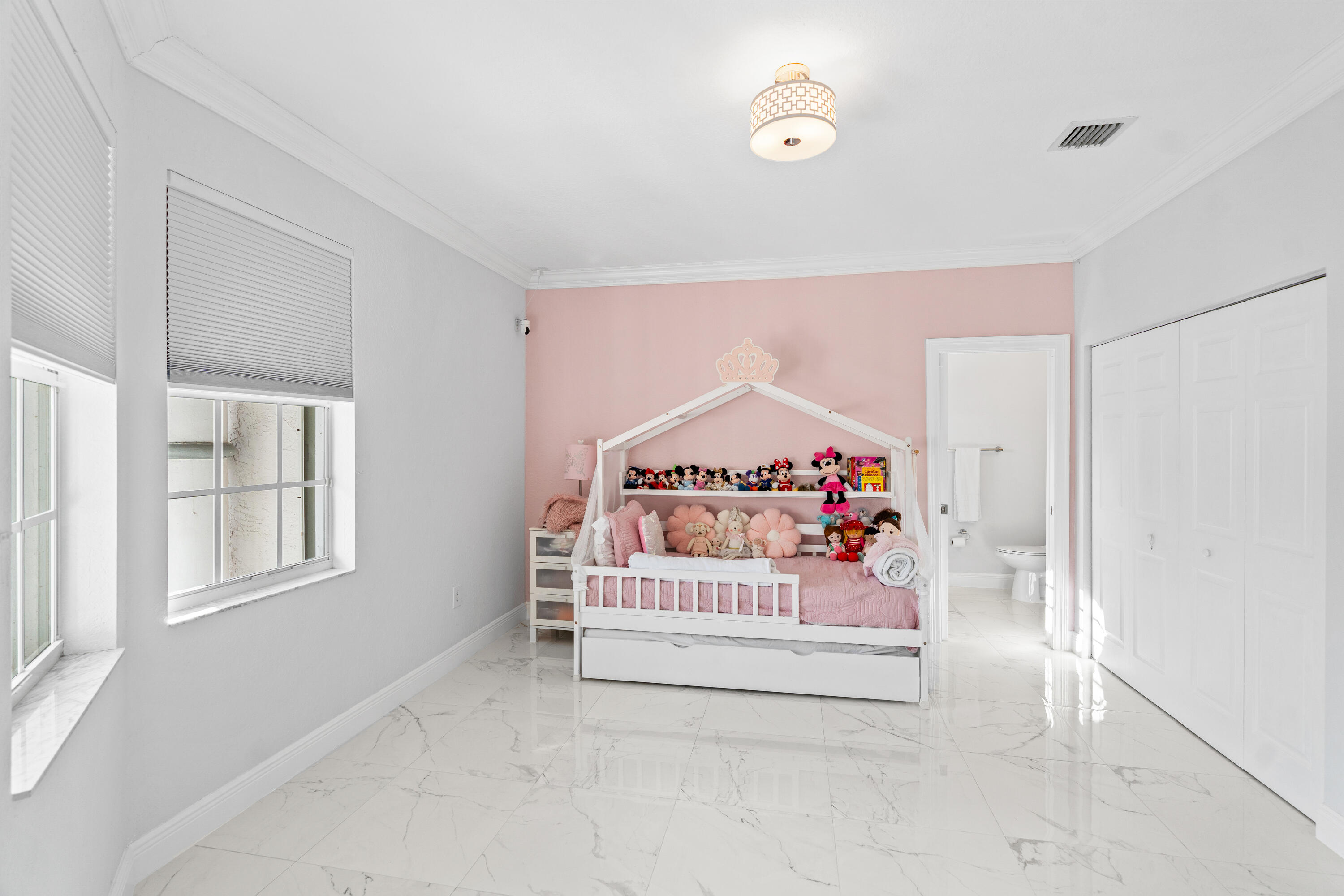 4918 SW 195th Ter, Miramar FL 33029