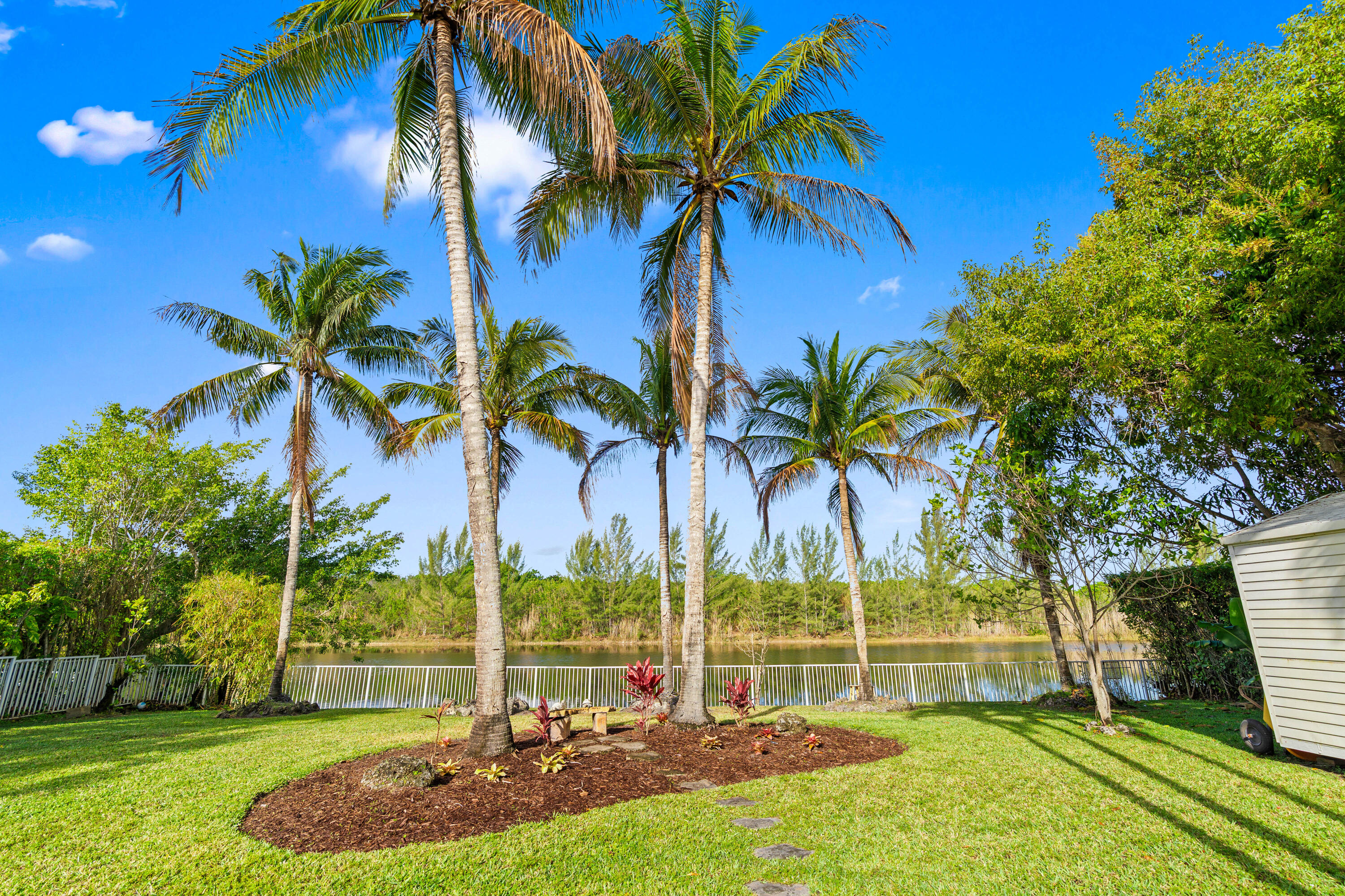 4918 SW 195th Ter, Miramar FL 33029