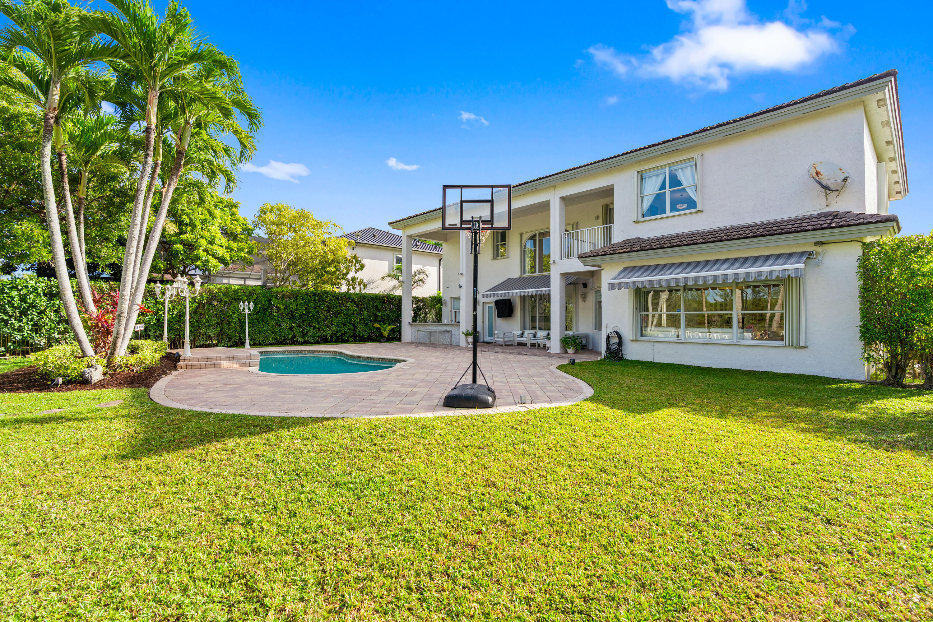 4918 SW 195th Ter, Miramar FL 33029