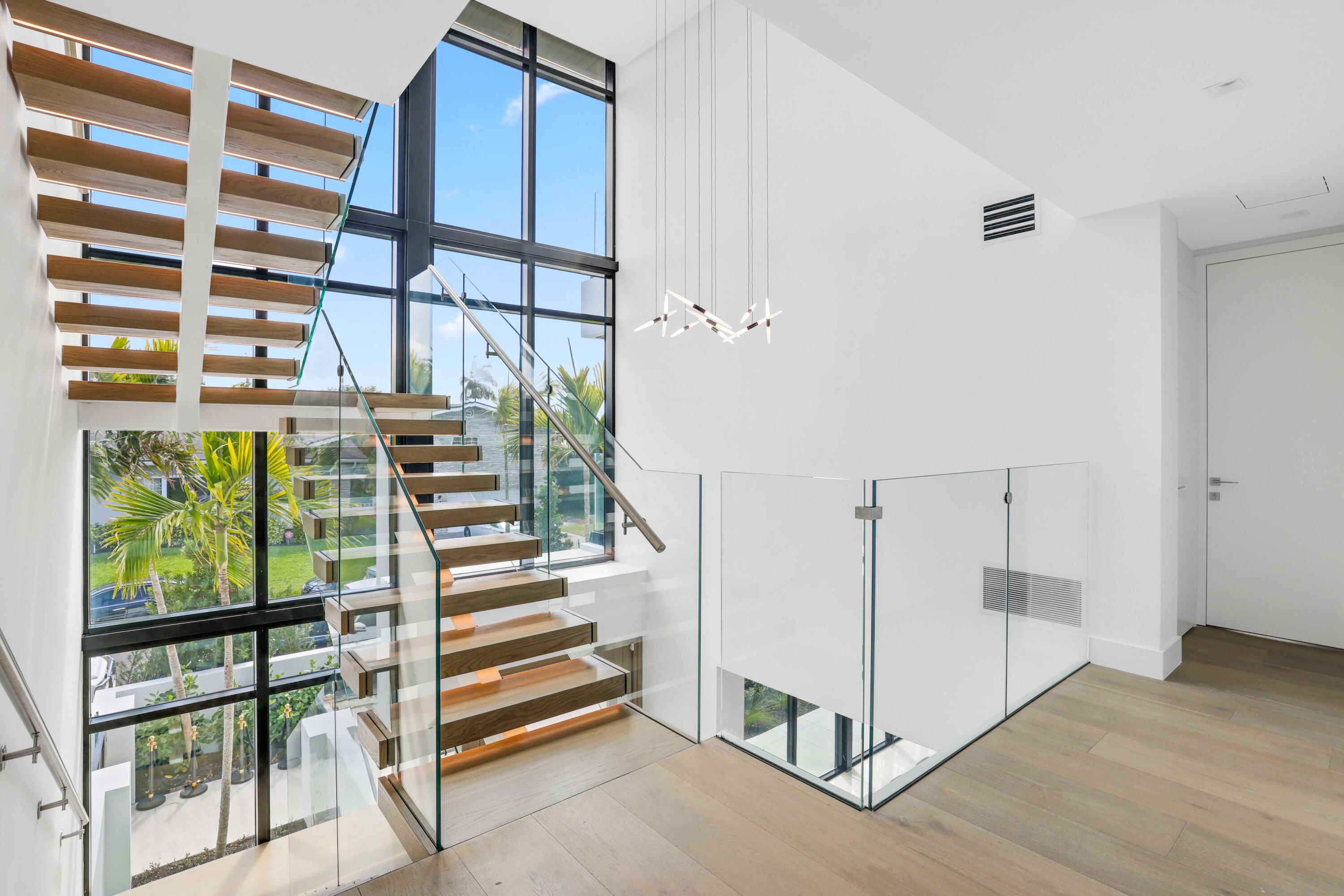 237 Elwa, West Palm Beach FL 33405