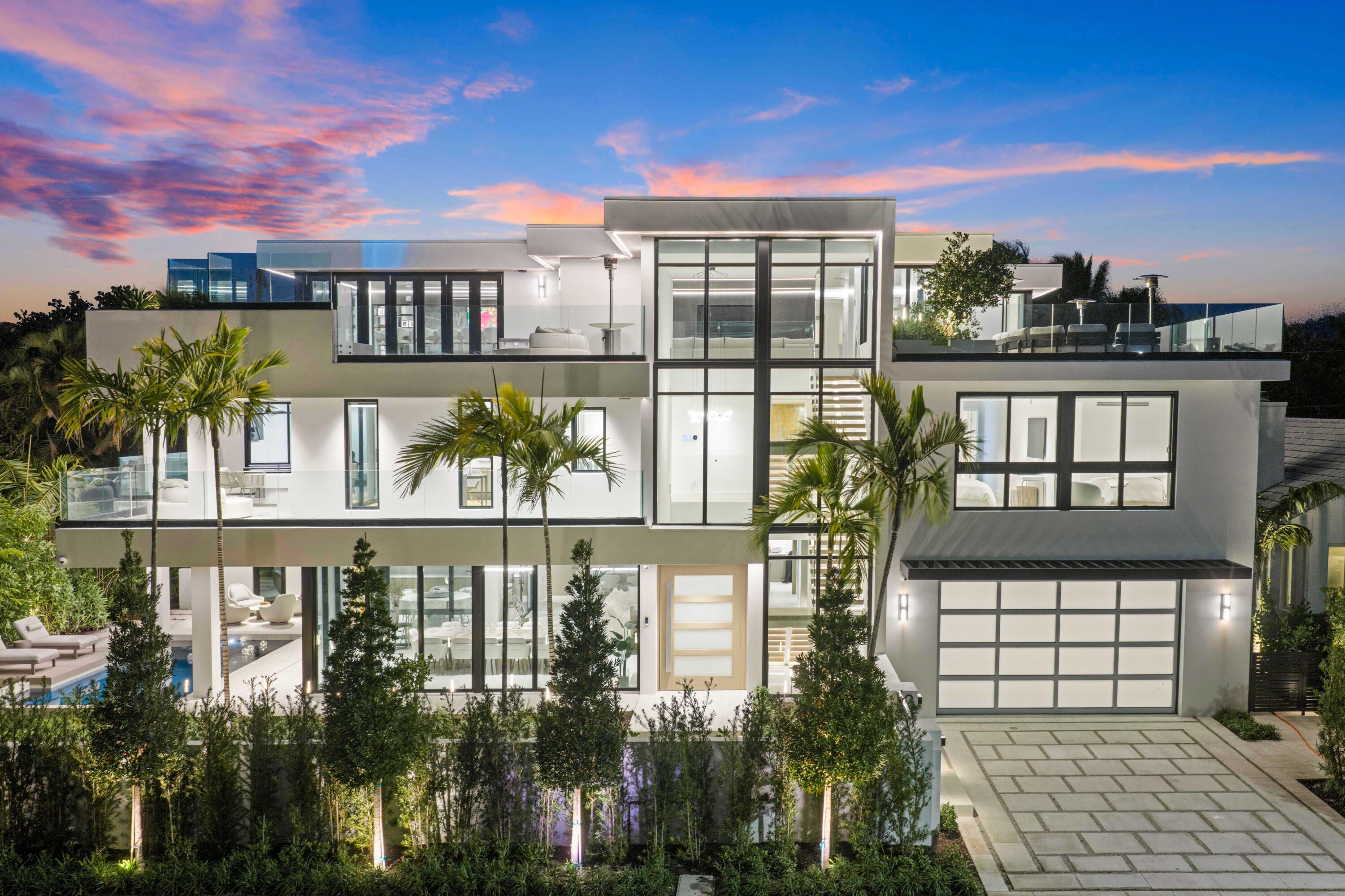 237 Elwa, West Palm Beach FL 33405