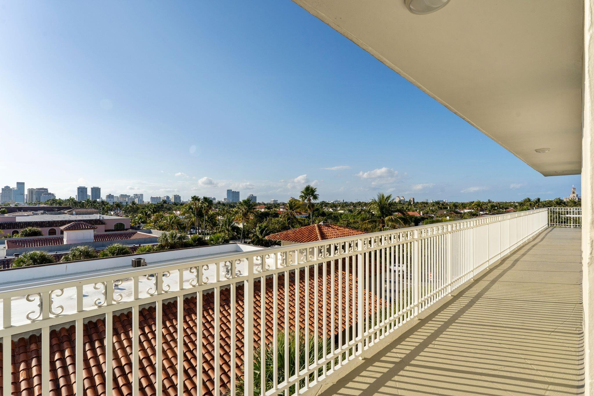 100 Royal Palm #G5, Palm Beach FL 33480