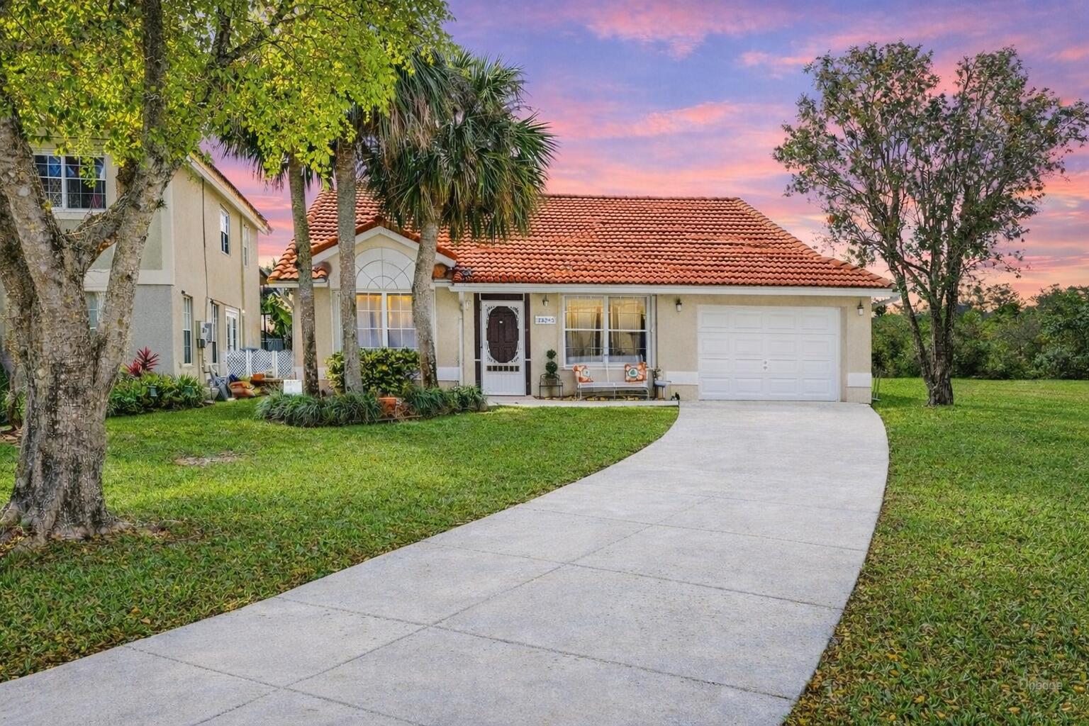 18293 Fresh Lake, Boca Raton FL 33498