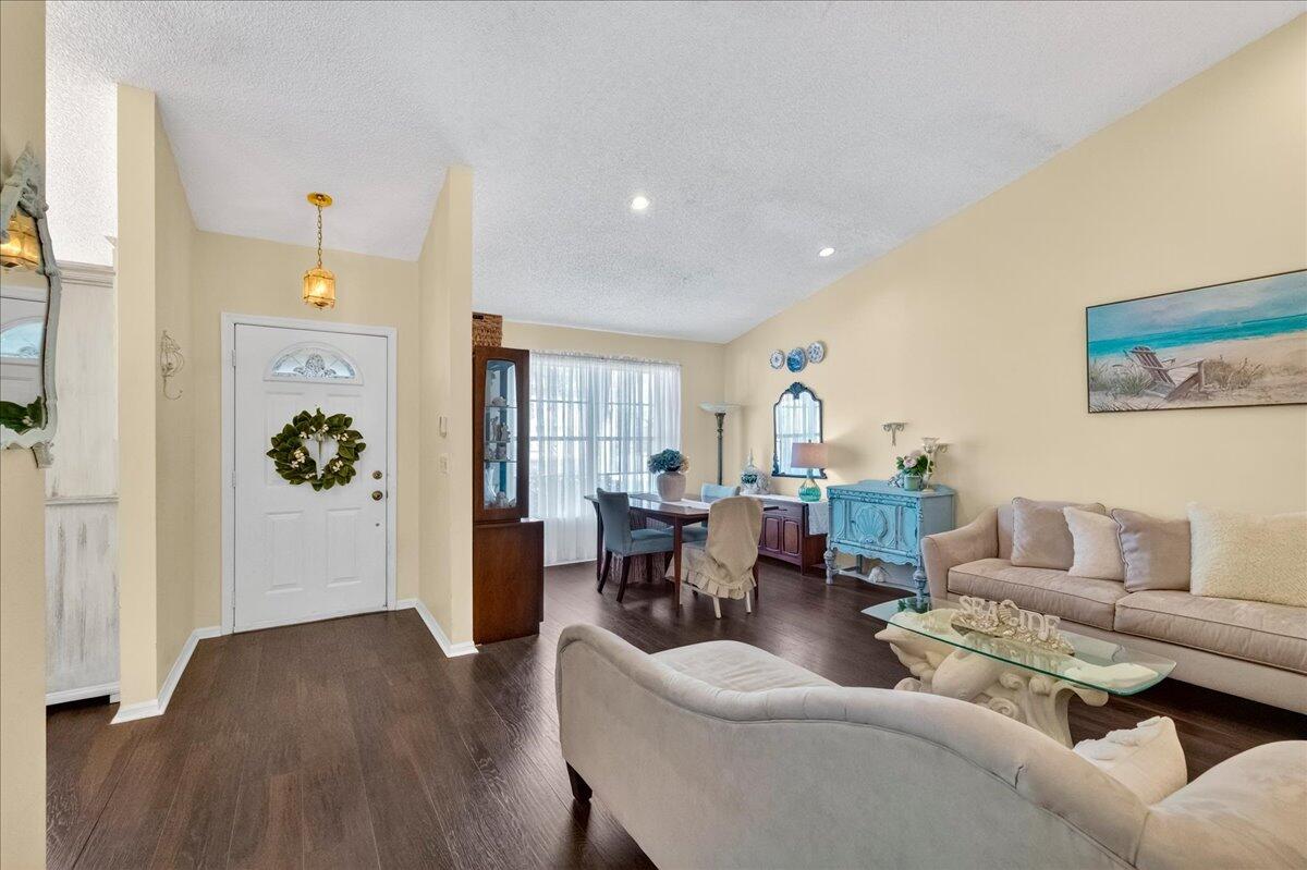 18293 Fresh Lake, Boca Raton FL 33498