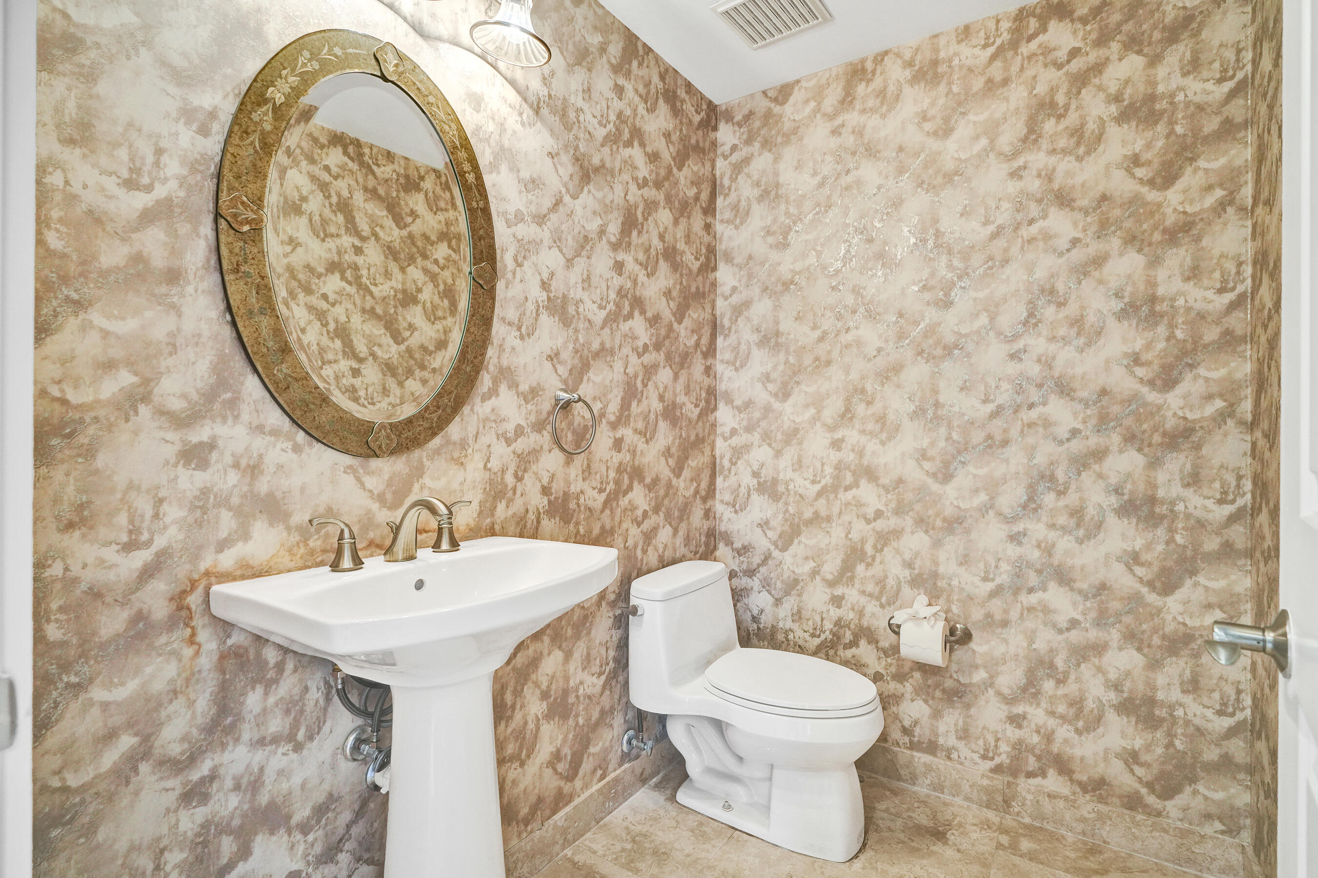 1414 SE 12th #3c, Fort Lauderdale FL 33316