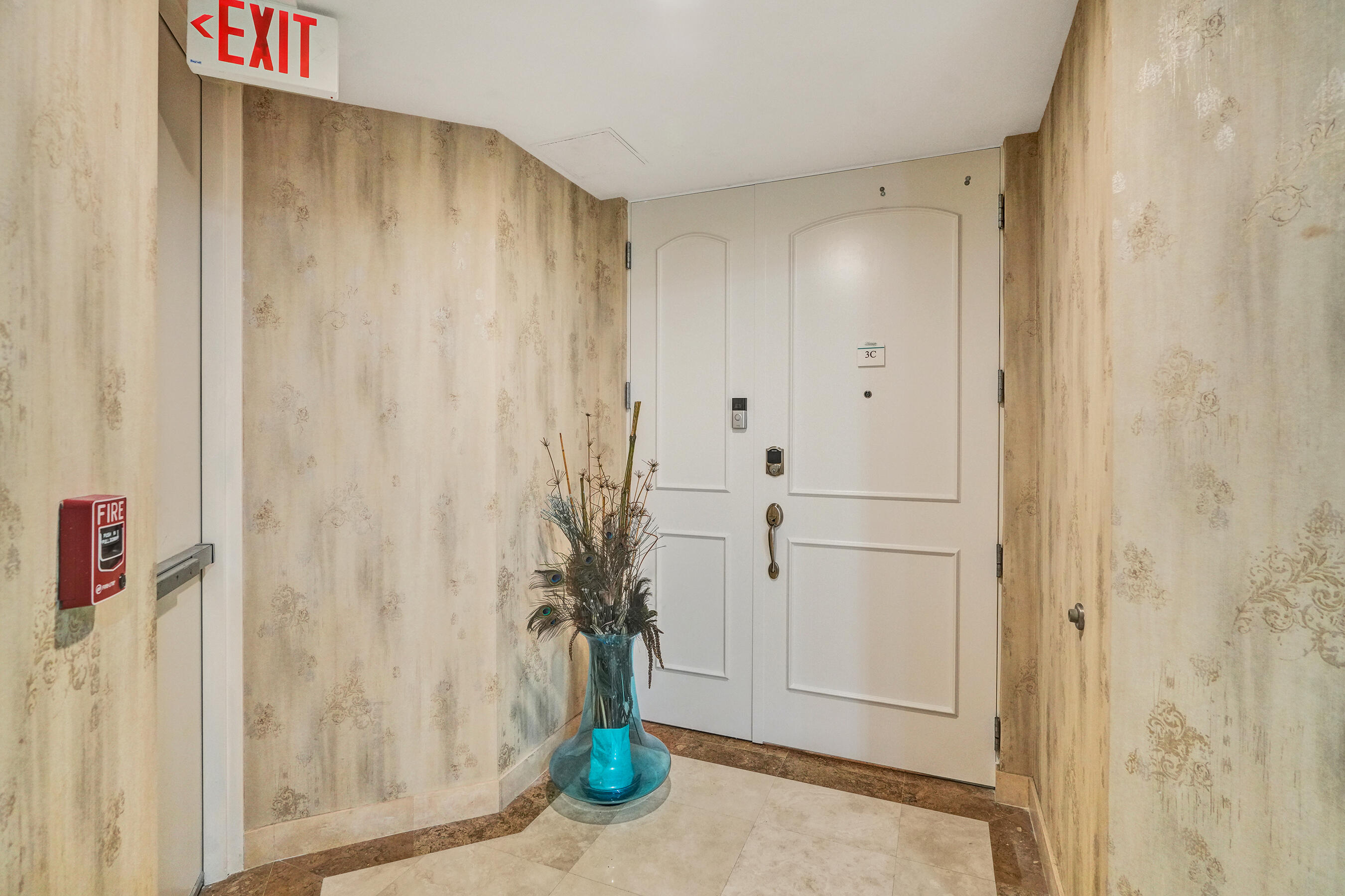 1414 SE 12th #3c, Fort Lauderdale FL 33316