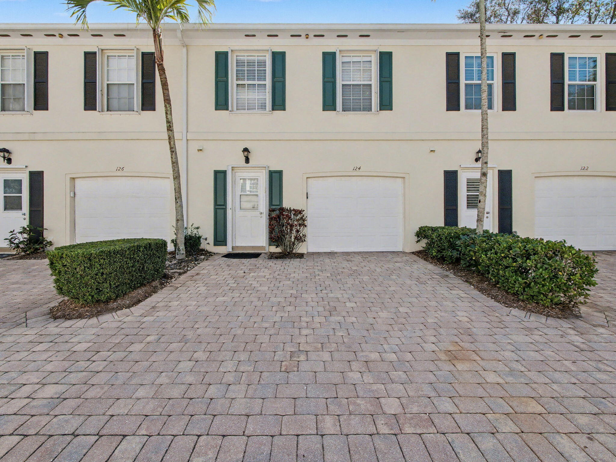 124 Courtenay, Jupiter FL 33458