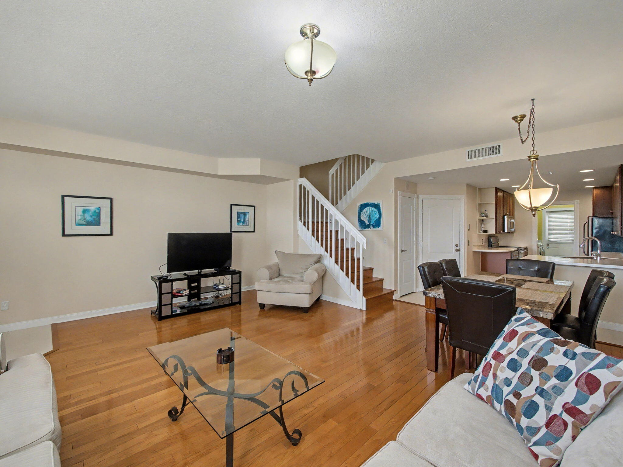124 Courtenay, Jupiter FL 33458