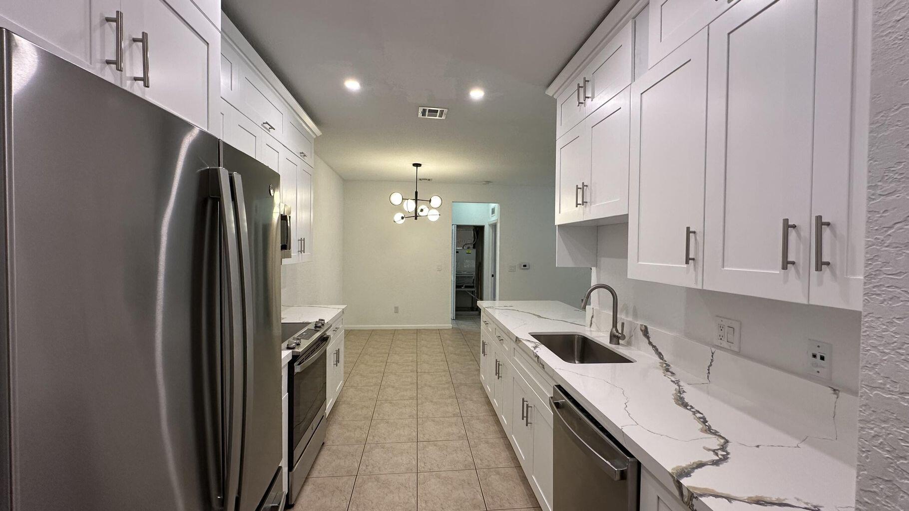 3549 Forest Hill #19, Palm Springs FL 33406