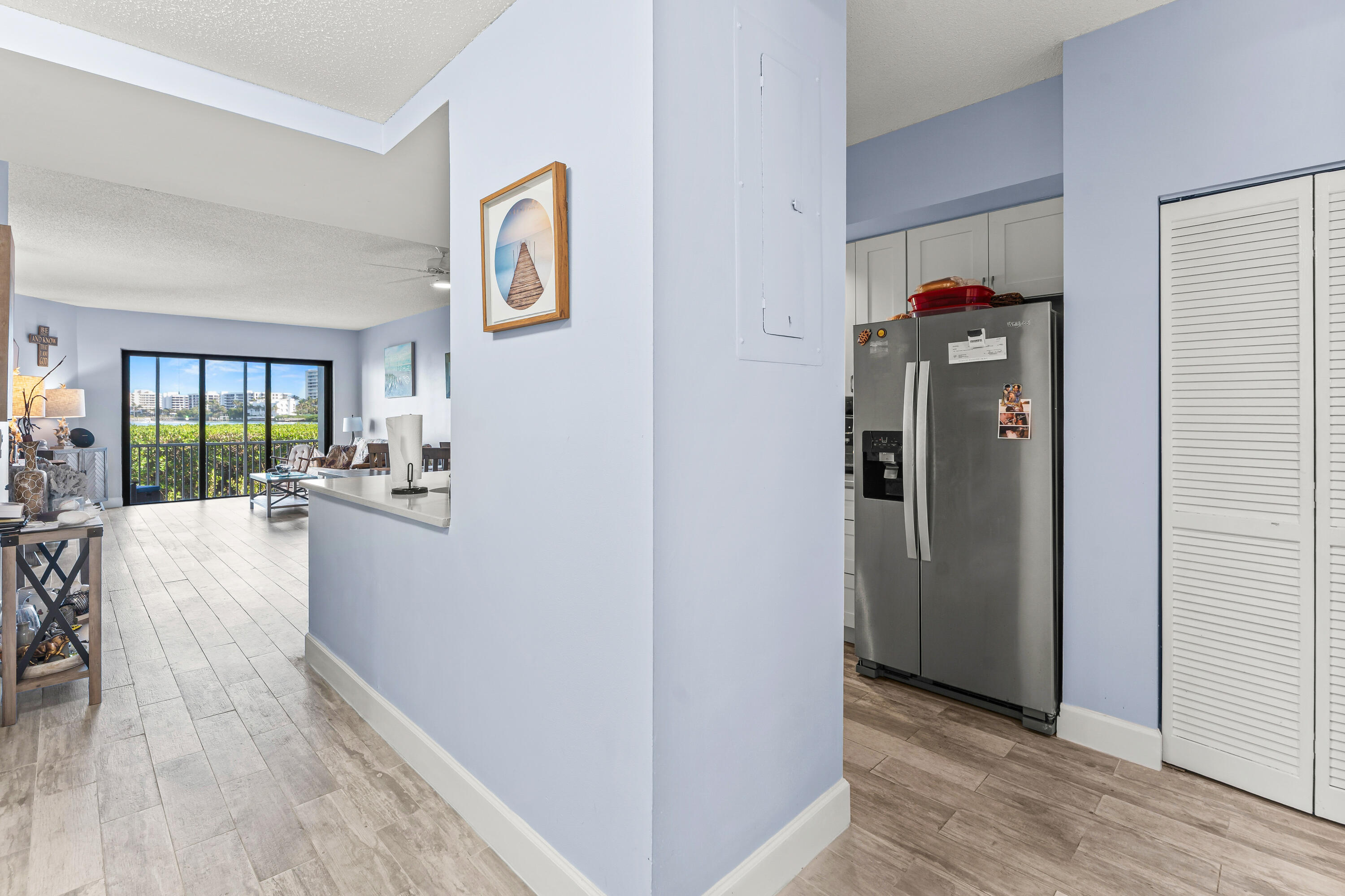 200 Waterway #104, Tequesta FL 33469
