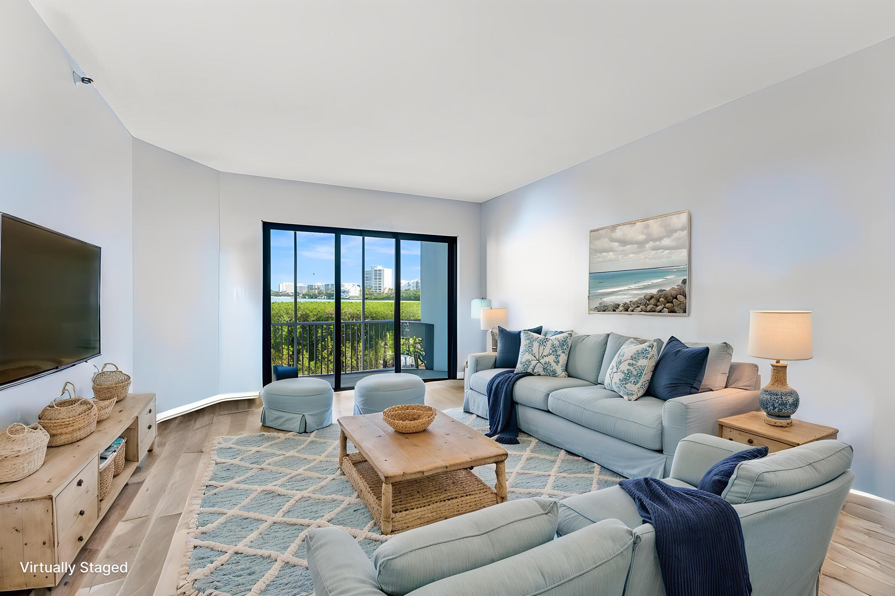 200 Waterway #104, Tequesta FL 33469