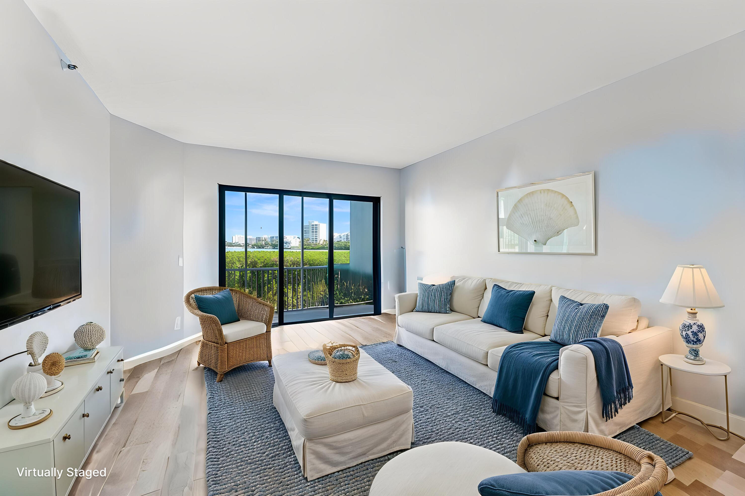 200 Waterway #104, Tequesta FL 33469