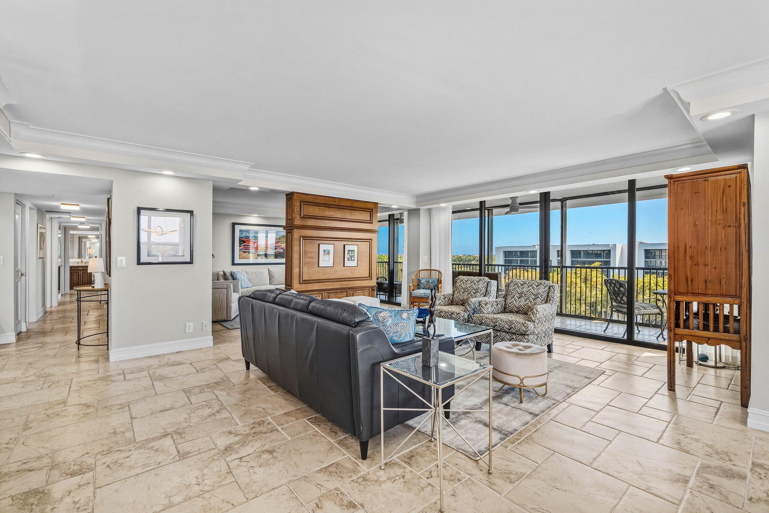 20090 Boca West #381, Boca Raton FL 33434