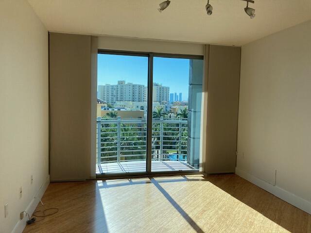 110 Washington #1717, Miami Beach FL 33139
