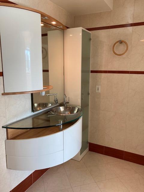 110 Washington #1717, Miami Beach FL 33139