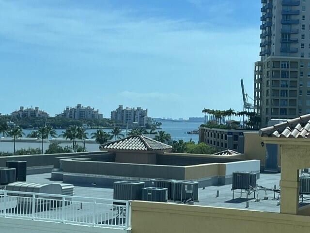 110 Washington #1717, Miami Beach FL 33139