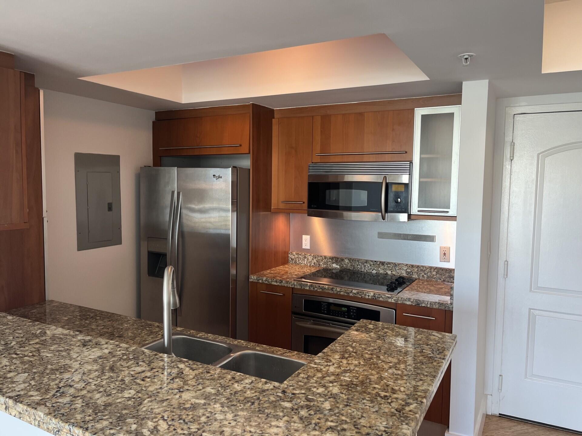 110 Washington #1717, Miami Beach FL 33139