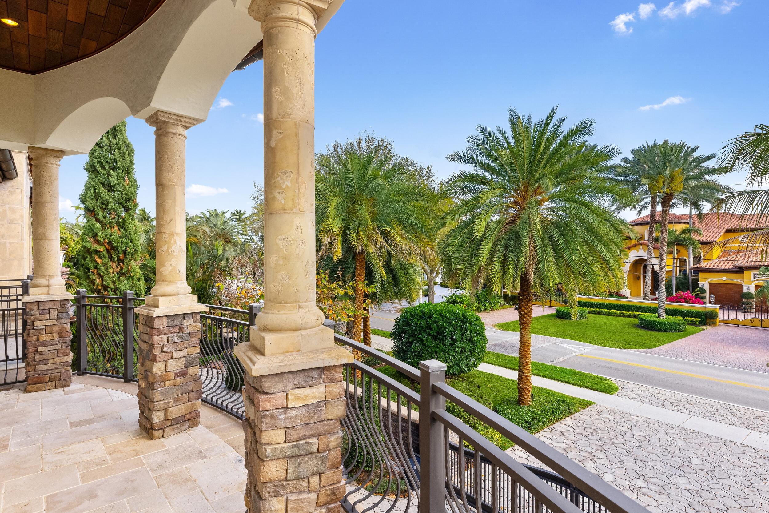 2325 NE 27th, Lighthouse Point FL 33064