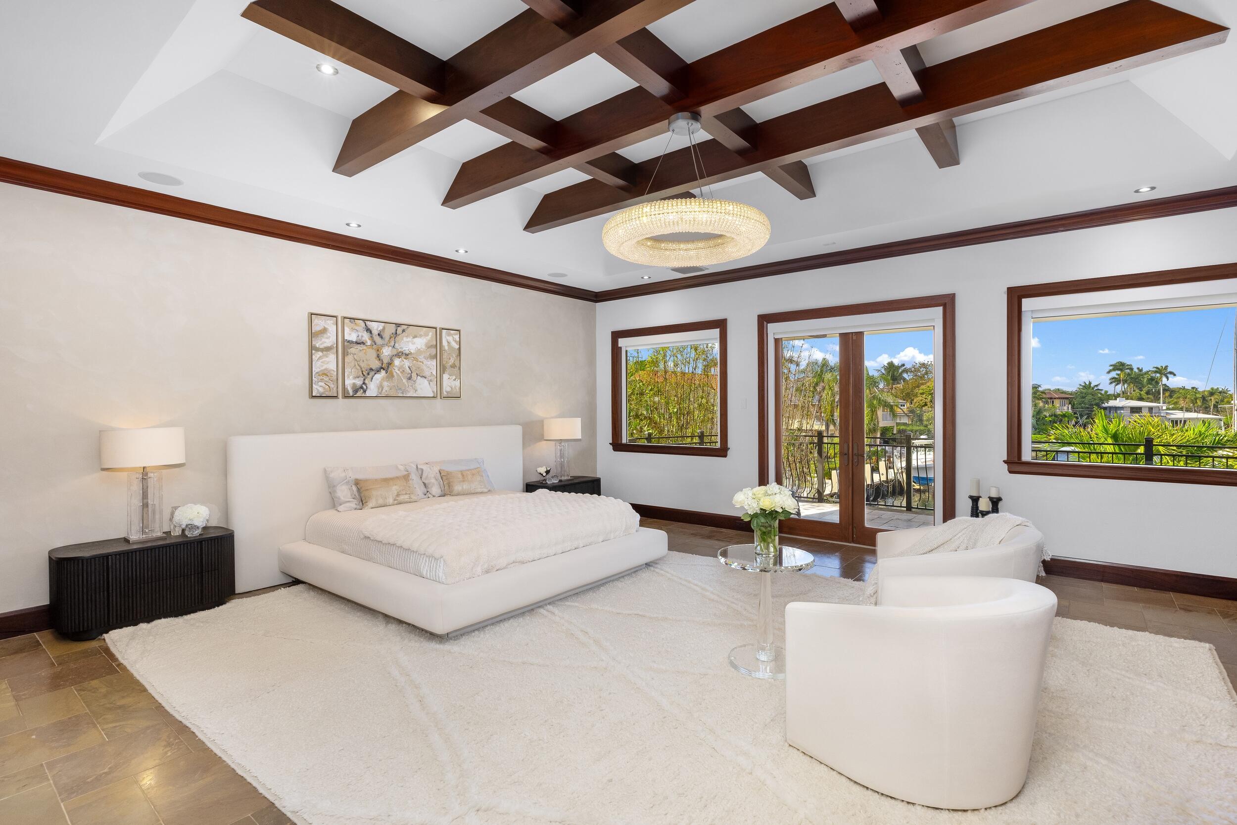 2325 NE 27th, Lighthouse Point FL 33064