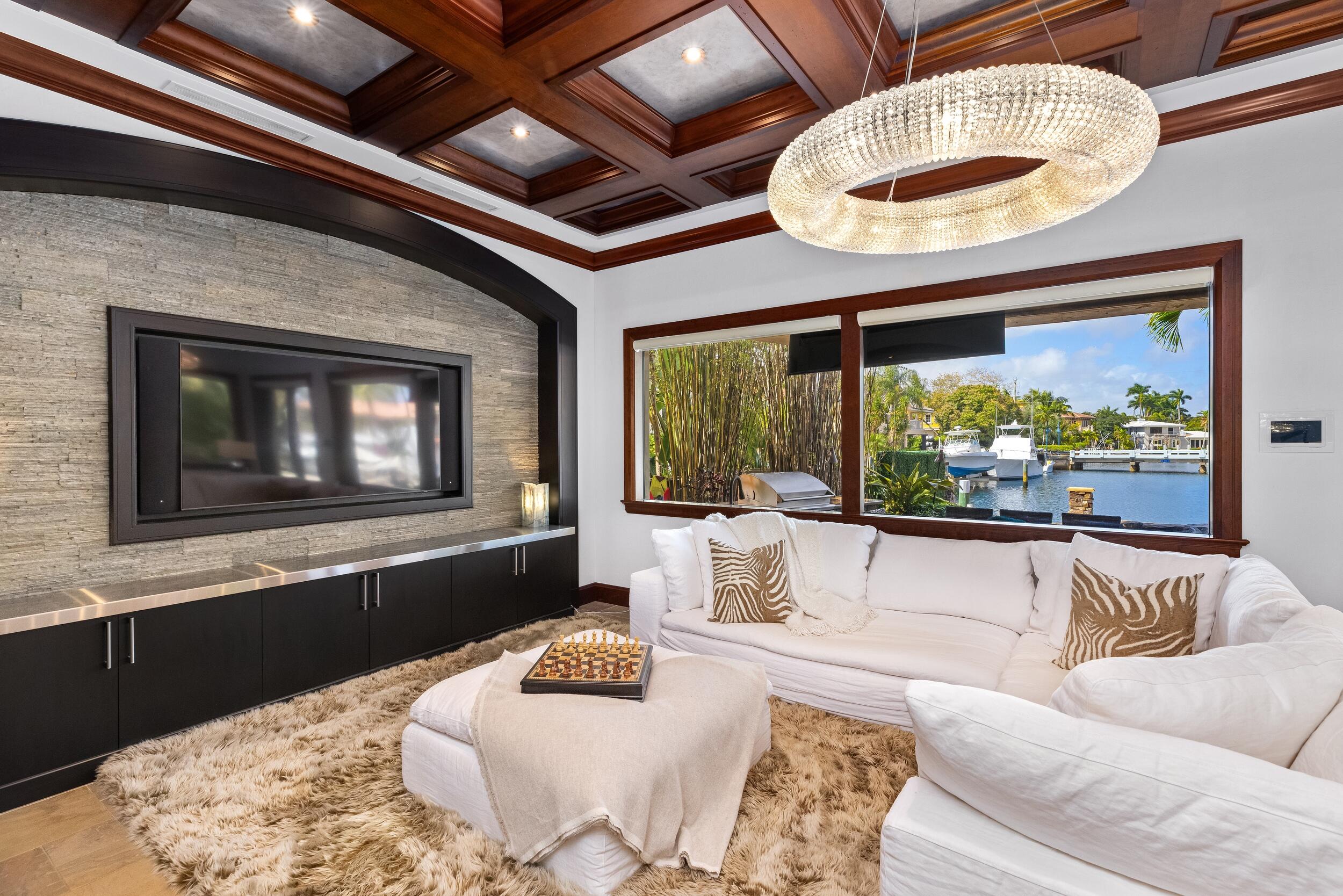 2325 NE 27th, Lighthouse Point FL 33064