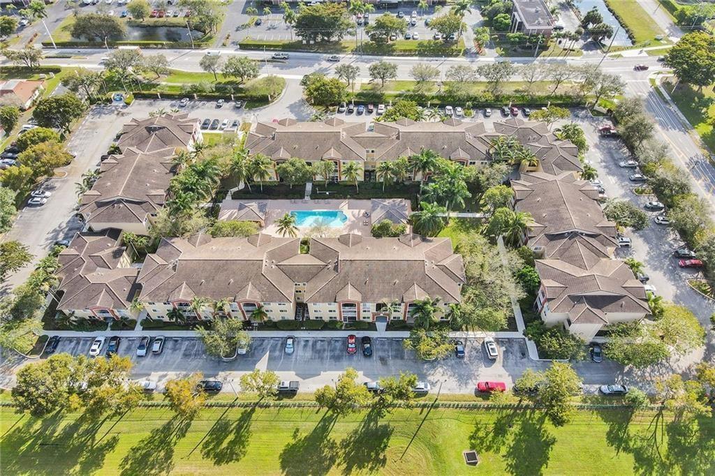 7085 Nova #226, Davie FL 33317