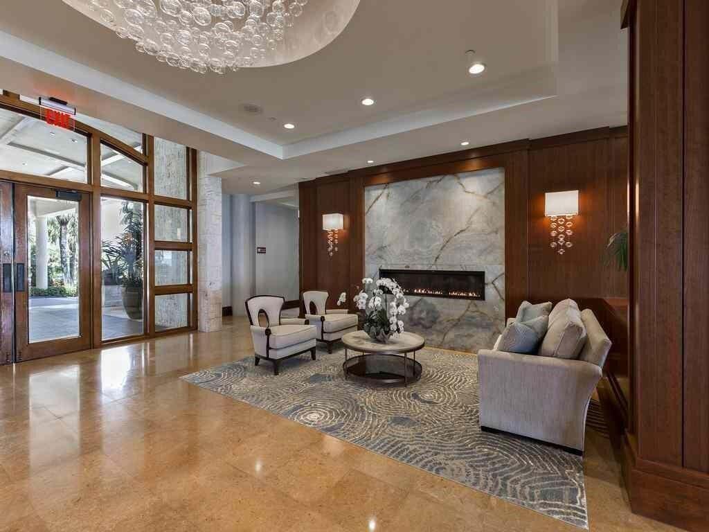 2001 SE Sailfish Point #212, Stuart FL 34996