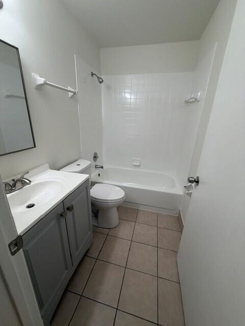 3445 NW 44th #Unit 108, Lauderdale Lakes FL 33309