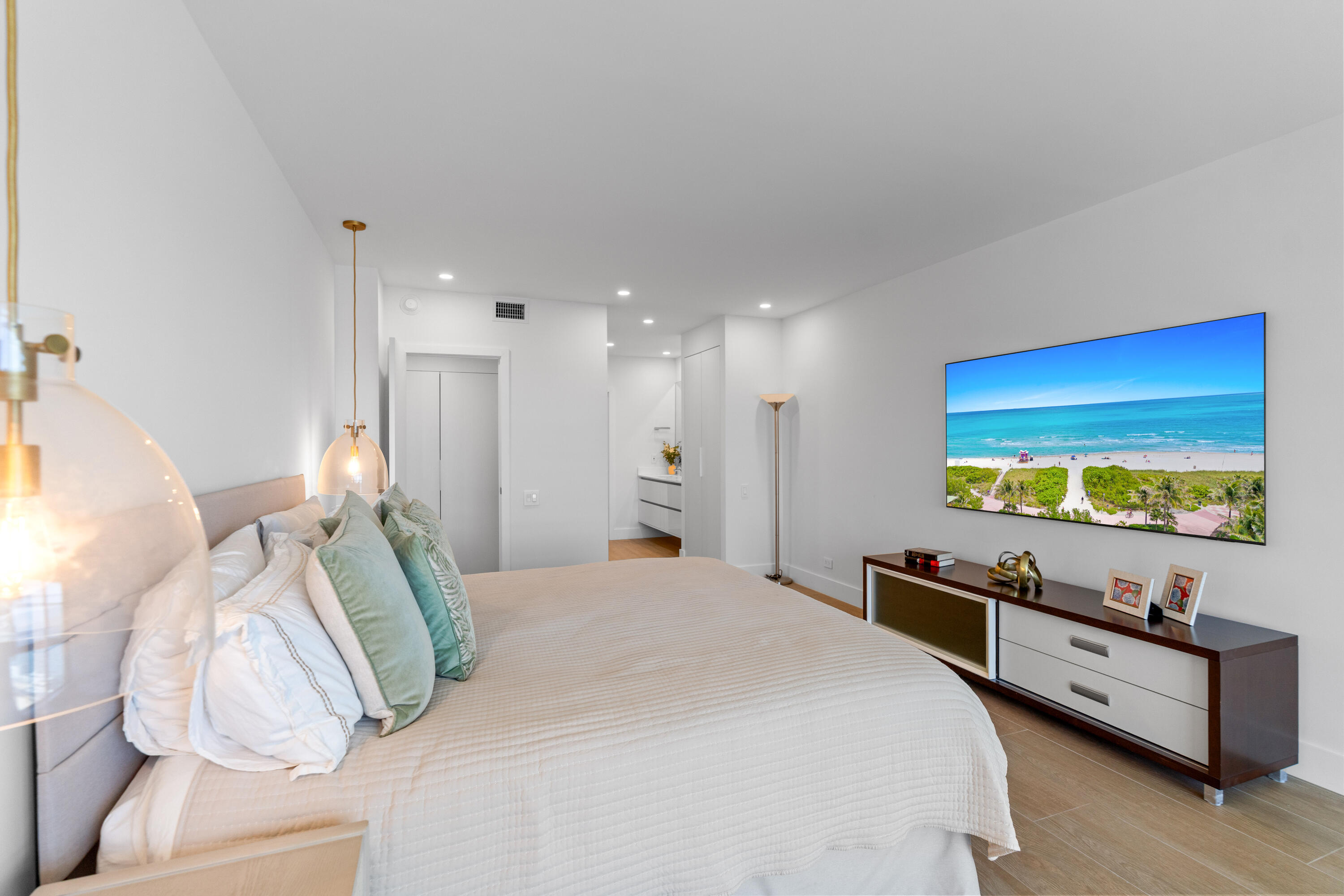 5000 N Ocean #1707, Lauderdale By The Sea FL 33308