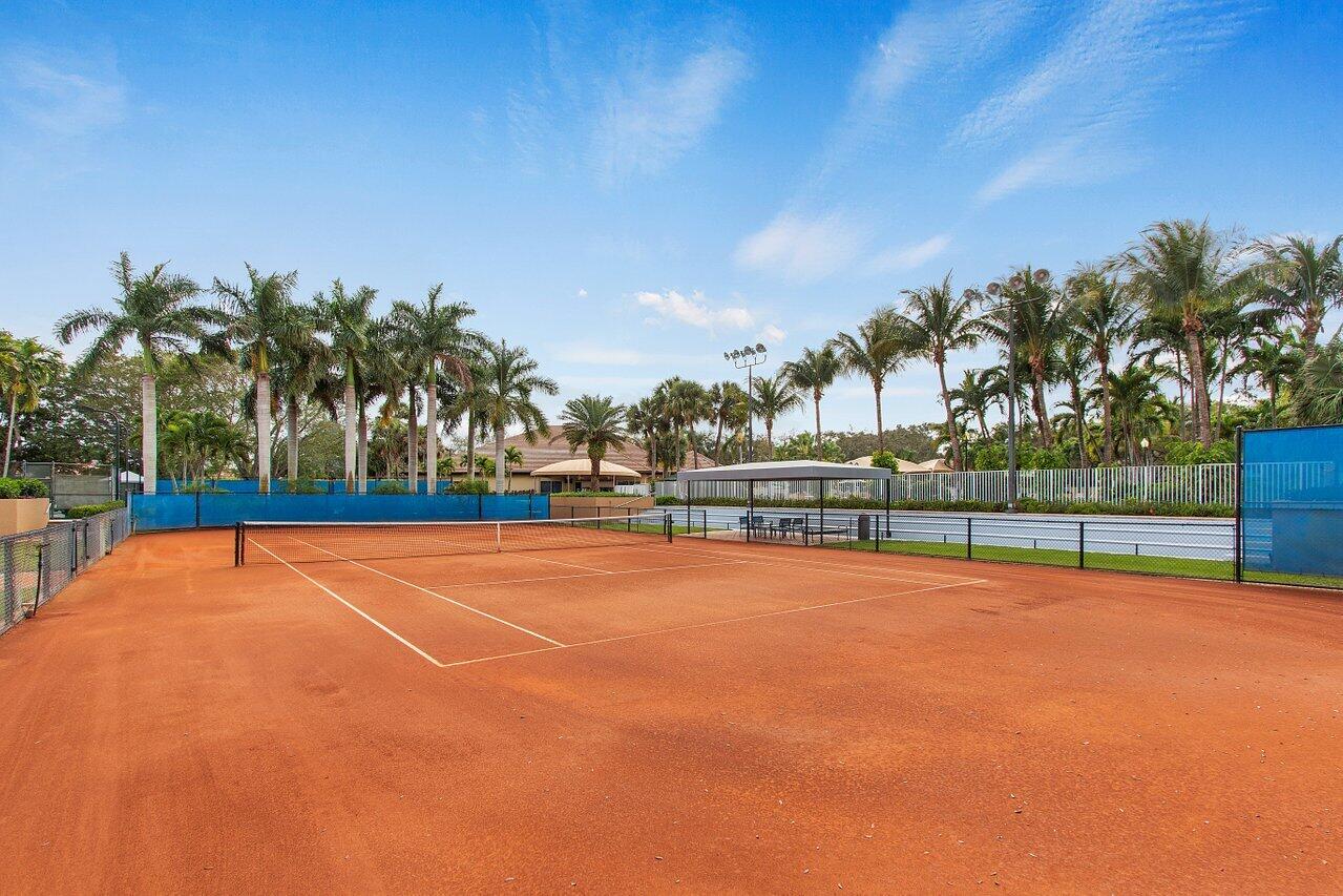 7011 Islegrove, Boca Raton FL 33433
