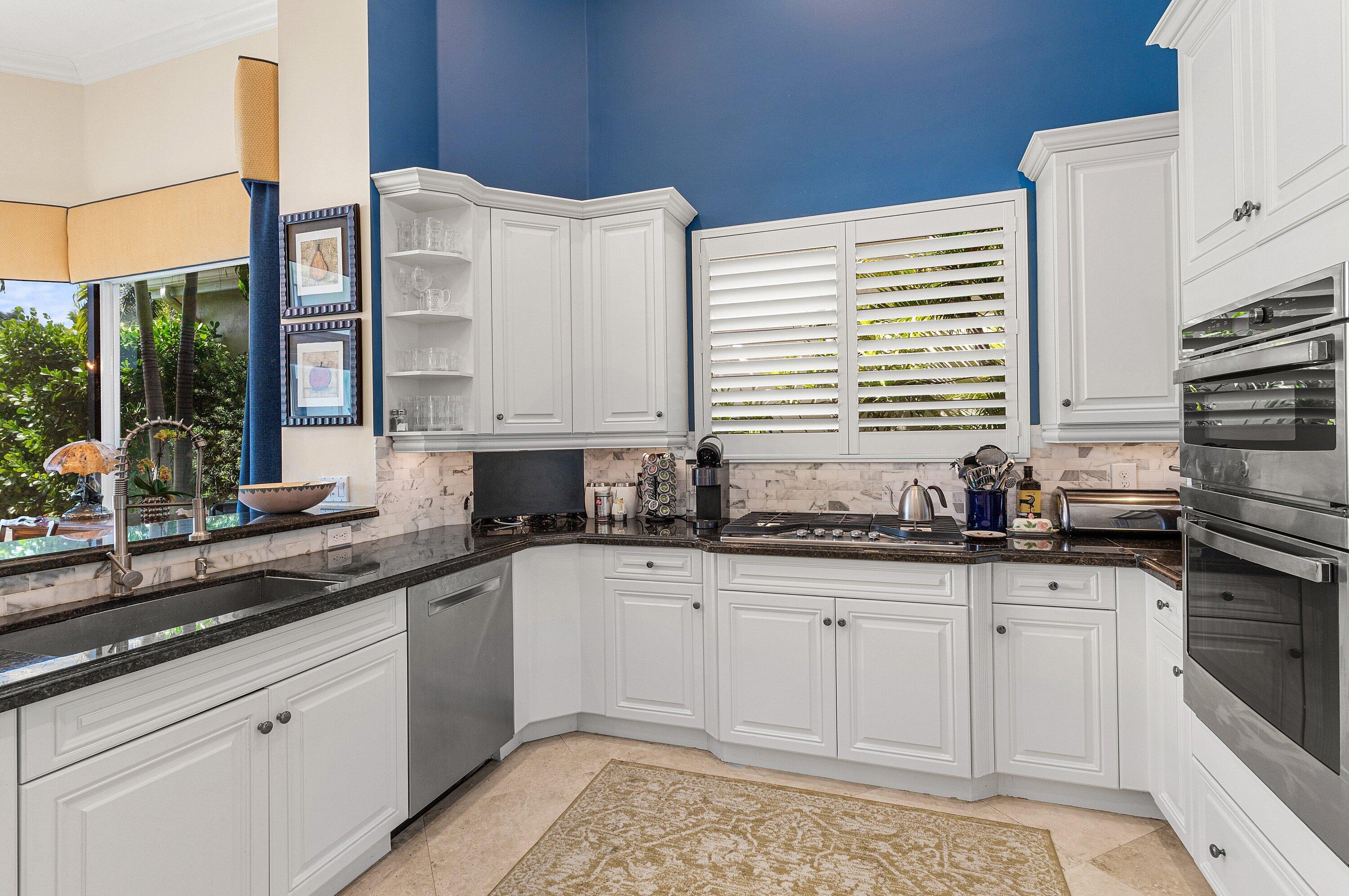 7011 Islegrove, Boca Raton FL 33433