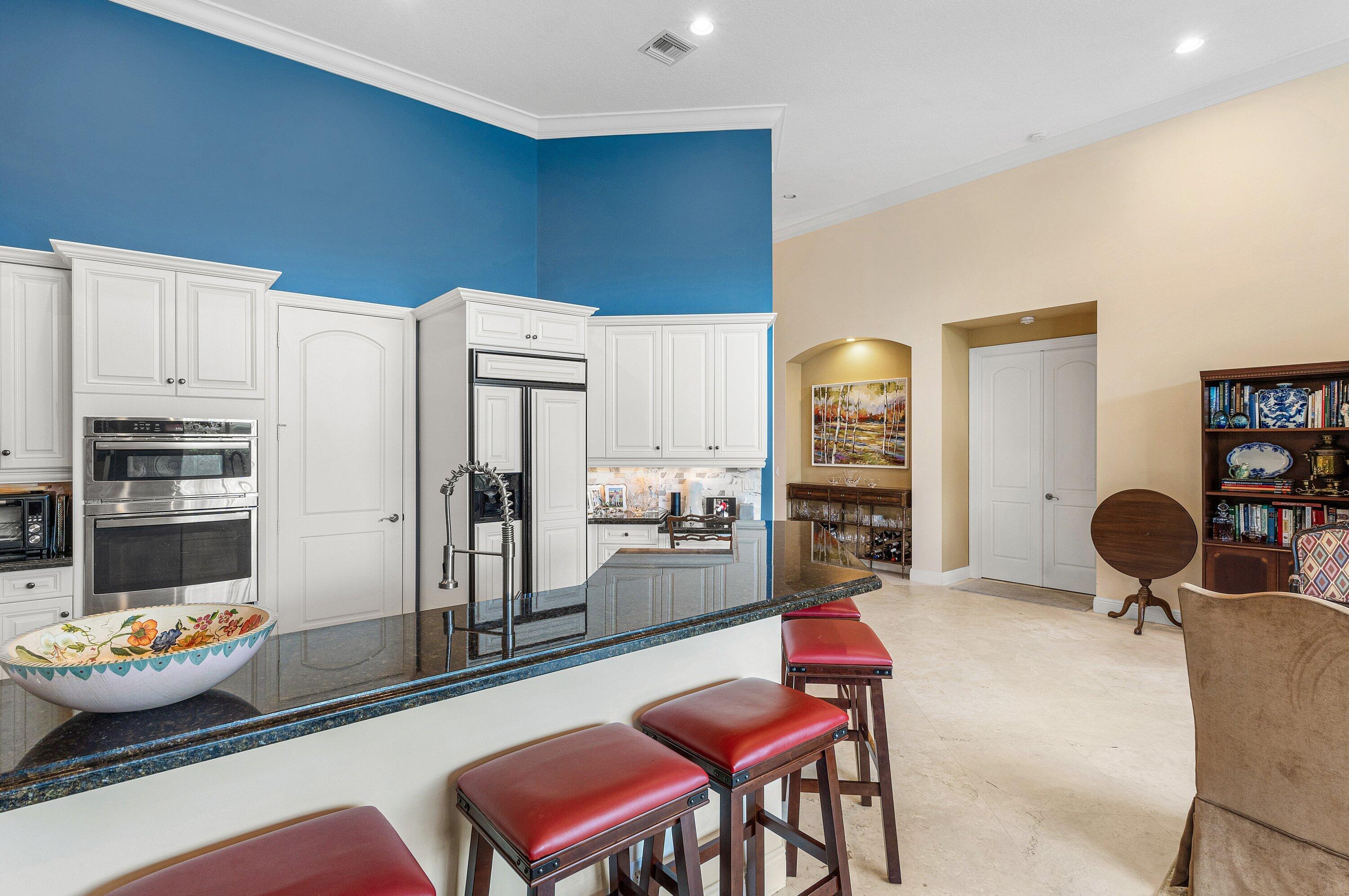 7011 Islegrove, Boca Raton FL 33433