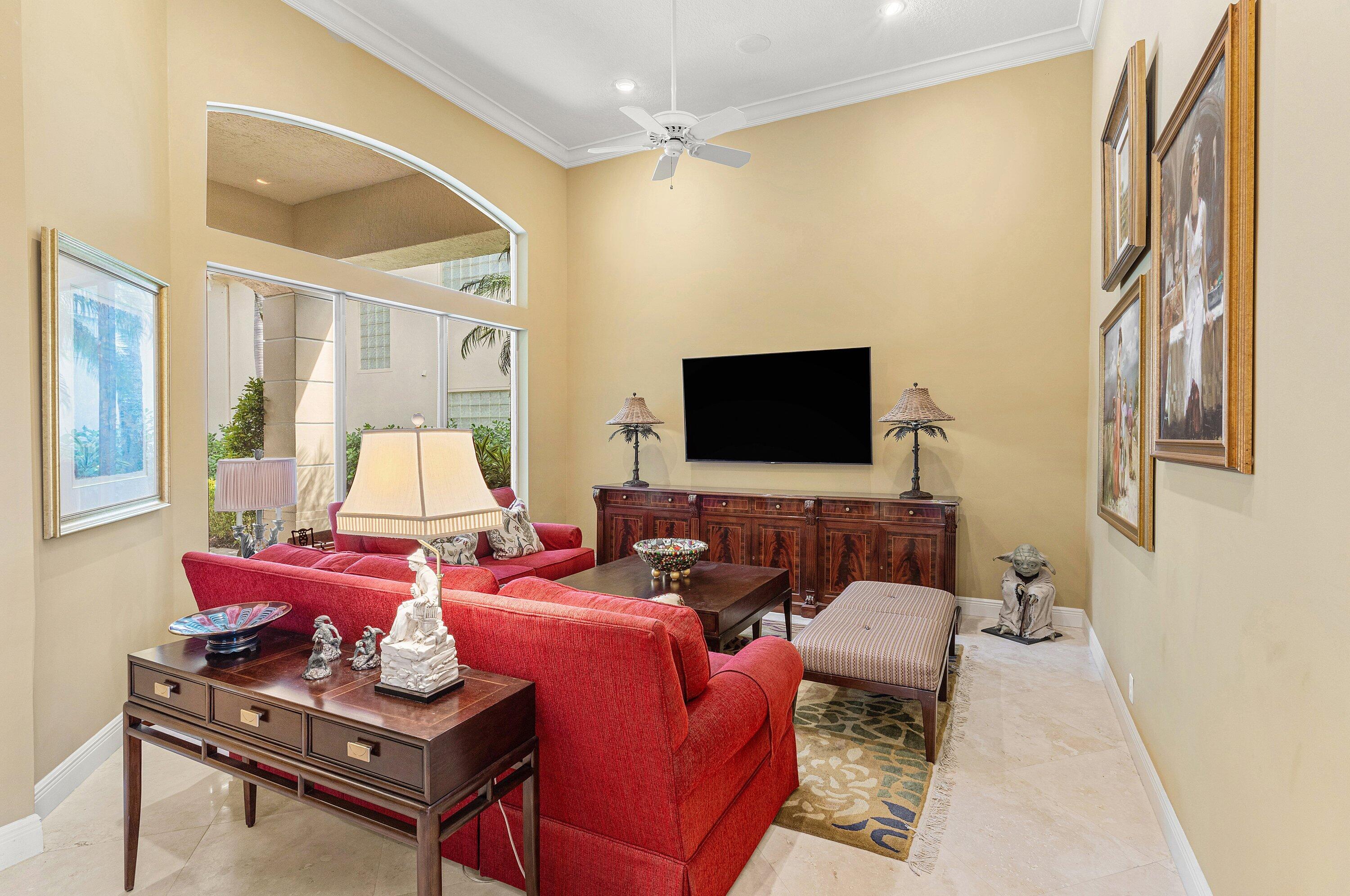 7011 Islegrove, Boca Raton FL 33433