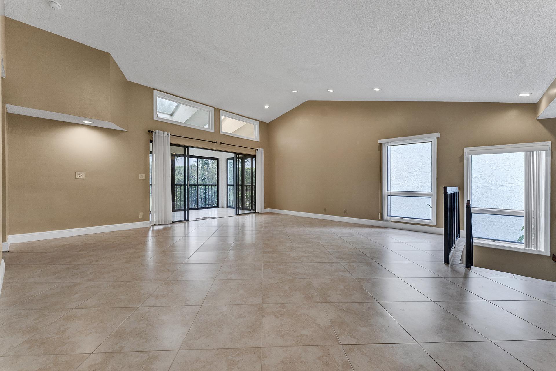 7888 Granada #904, Boca Raton FL 33433
