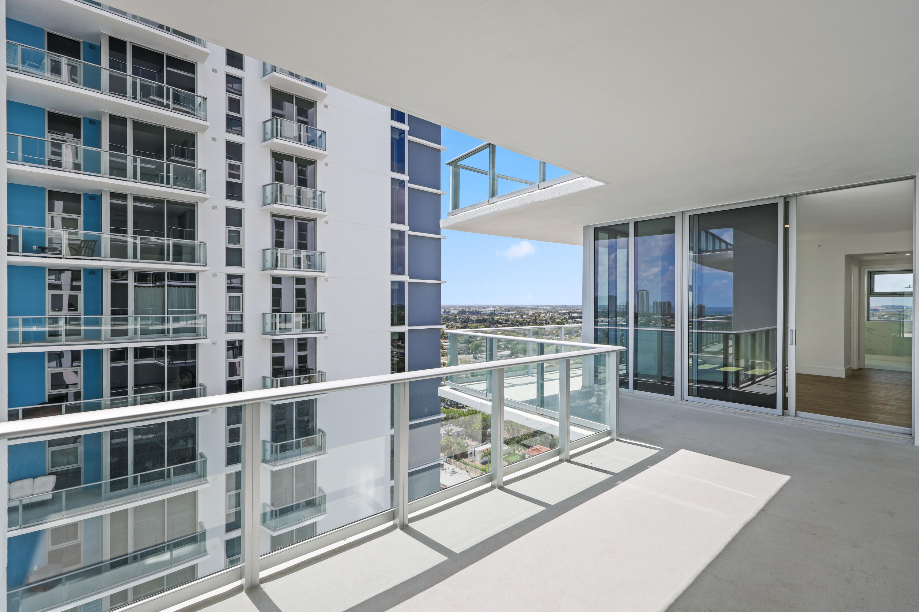 220 Lake Shore #1823, Lake Park FL 33403