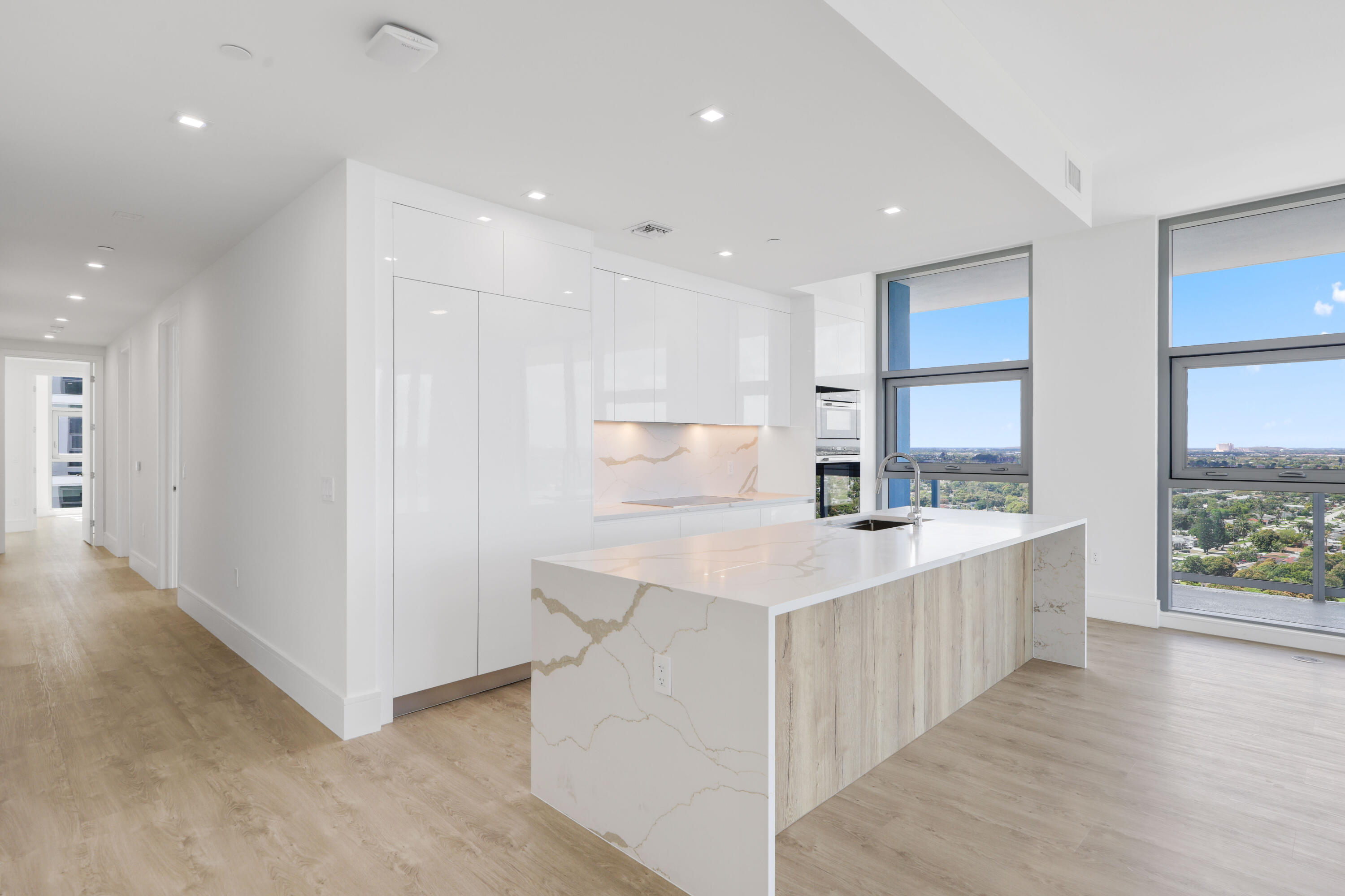 220 Lake Shore #1823, Lake Park FL 33403