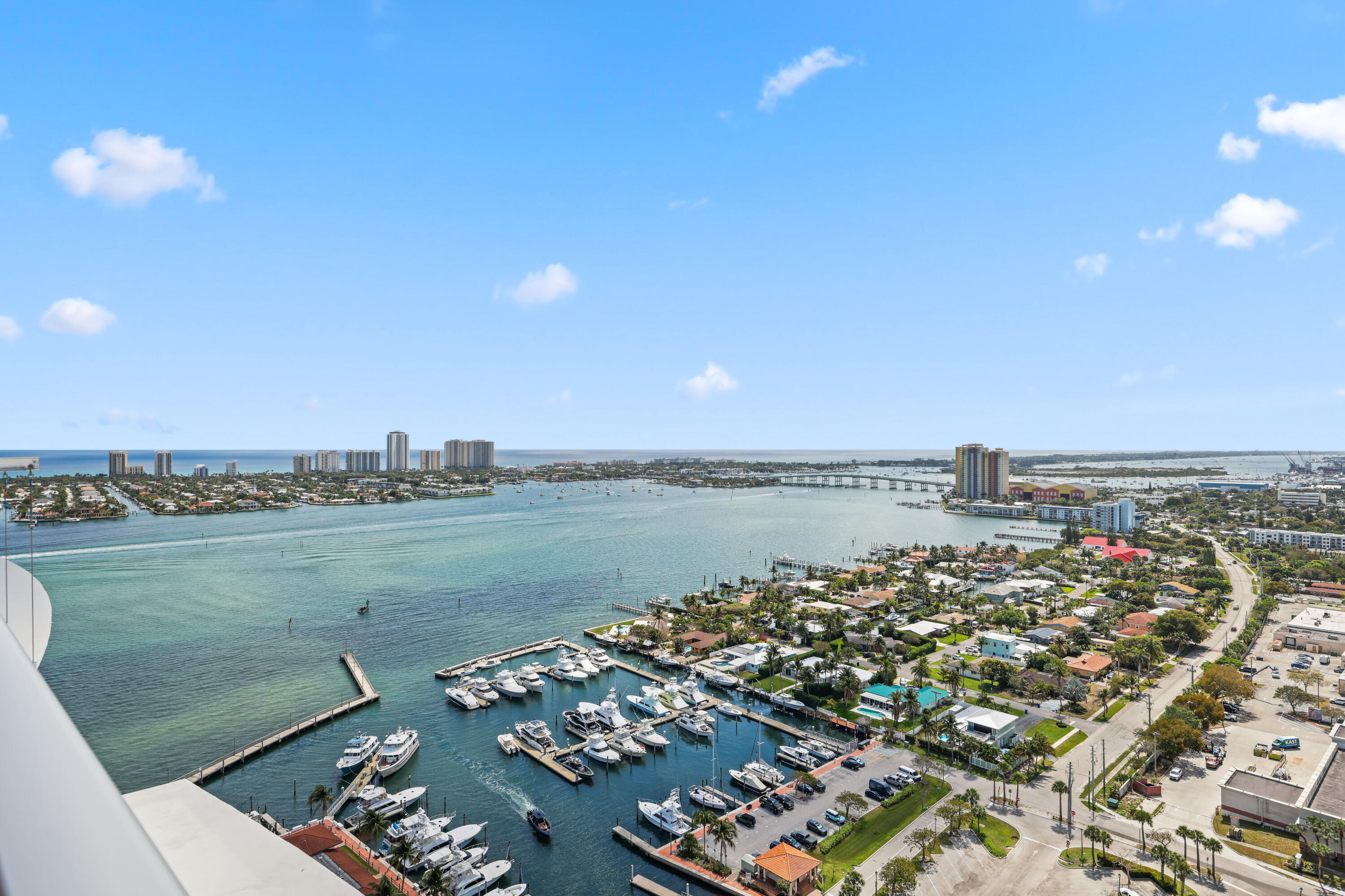 220 Lake Shore #1823, Lake Park FL 33403