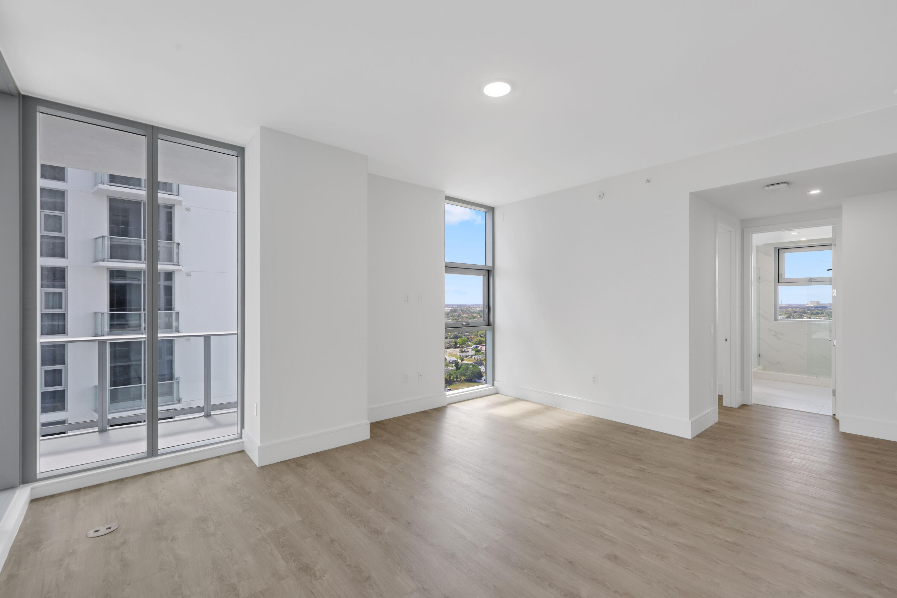 220 Lake Shore #1823, Lake Park FL 33403